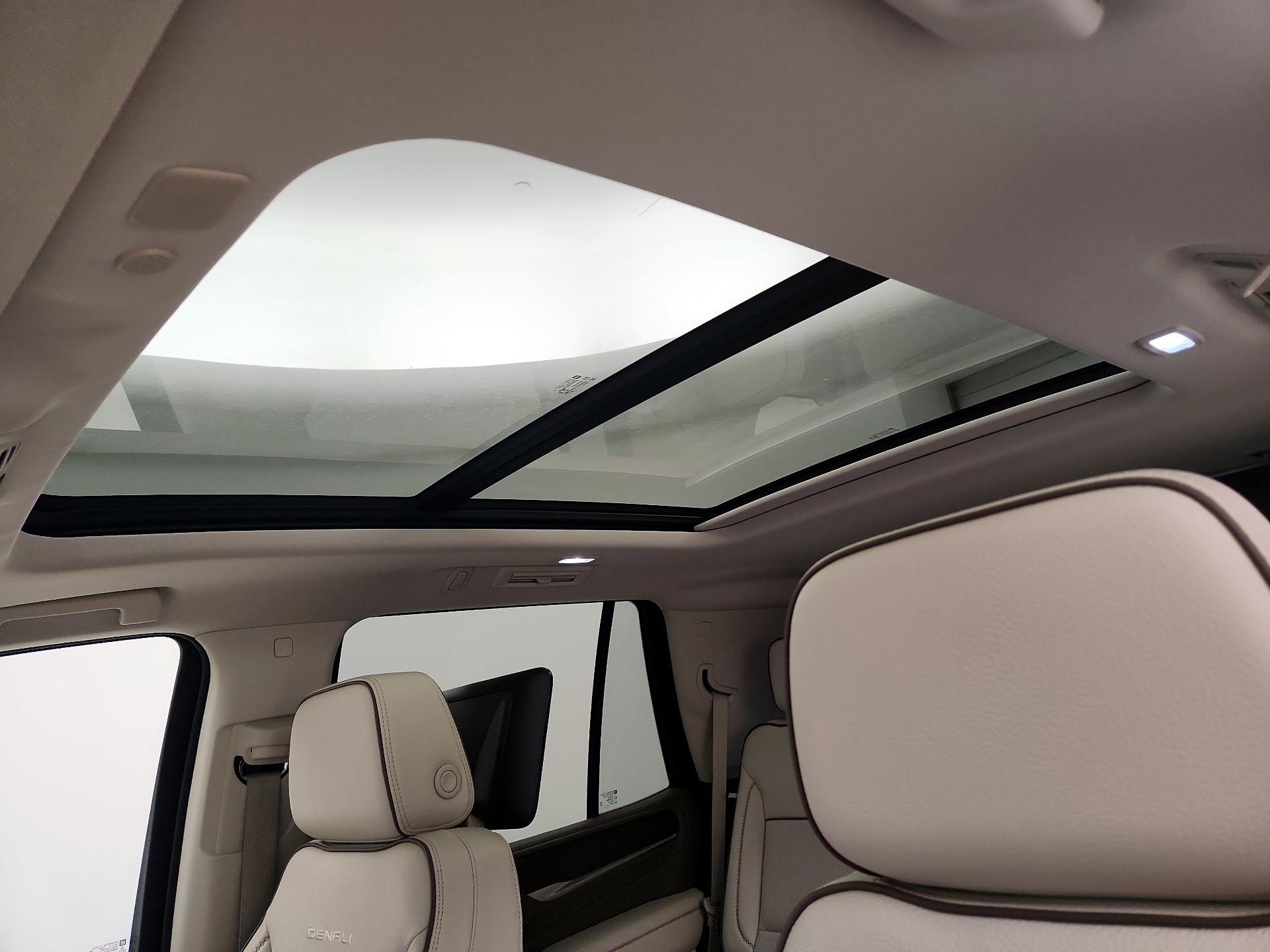 Thumbnail: 2021 GMC Yukon - 20