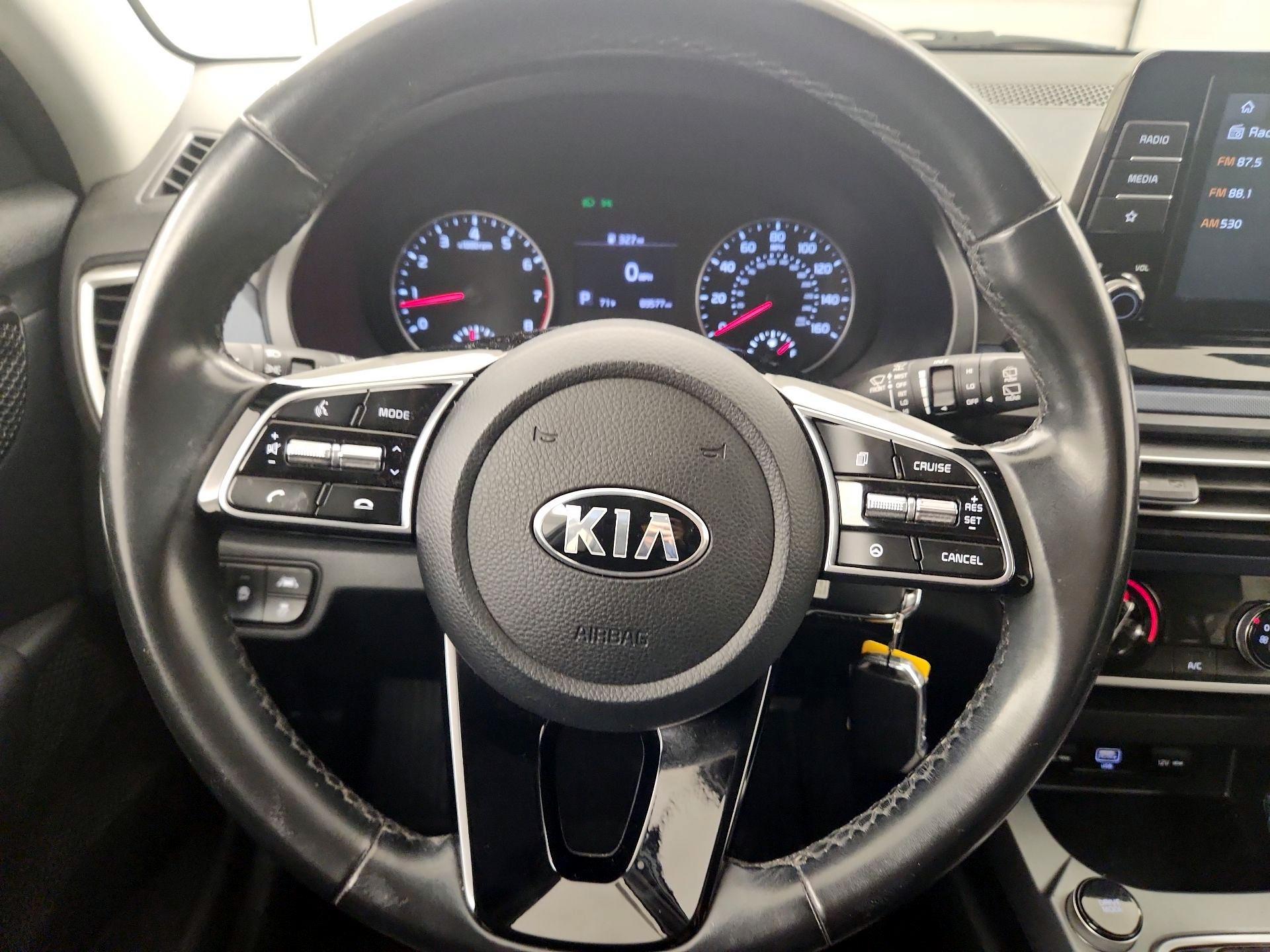 Thumbnail: 2021 Kia Seltos - 10