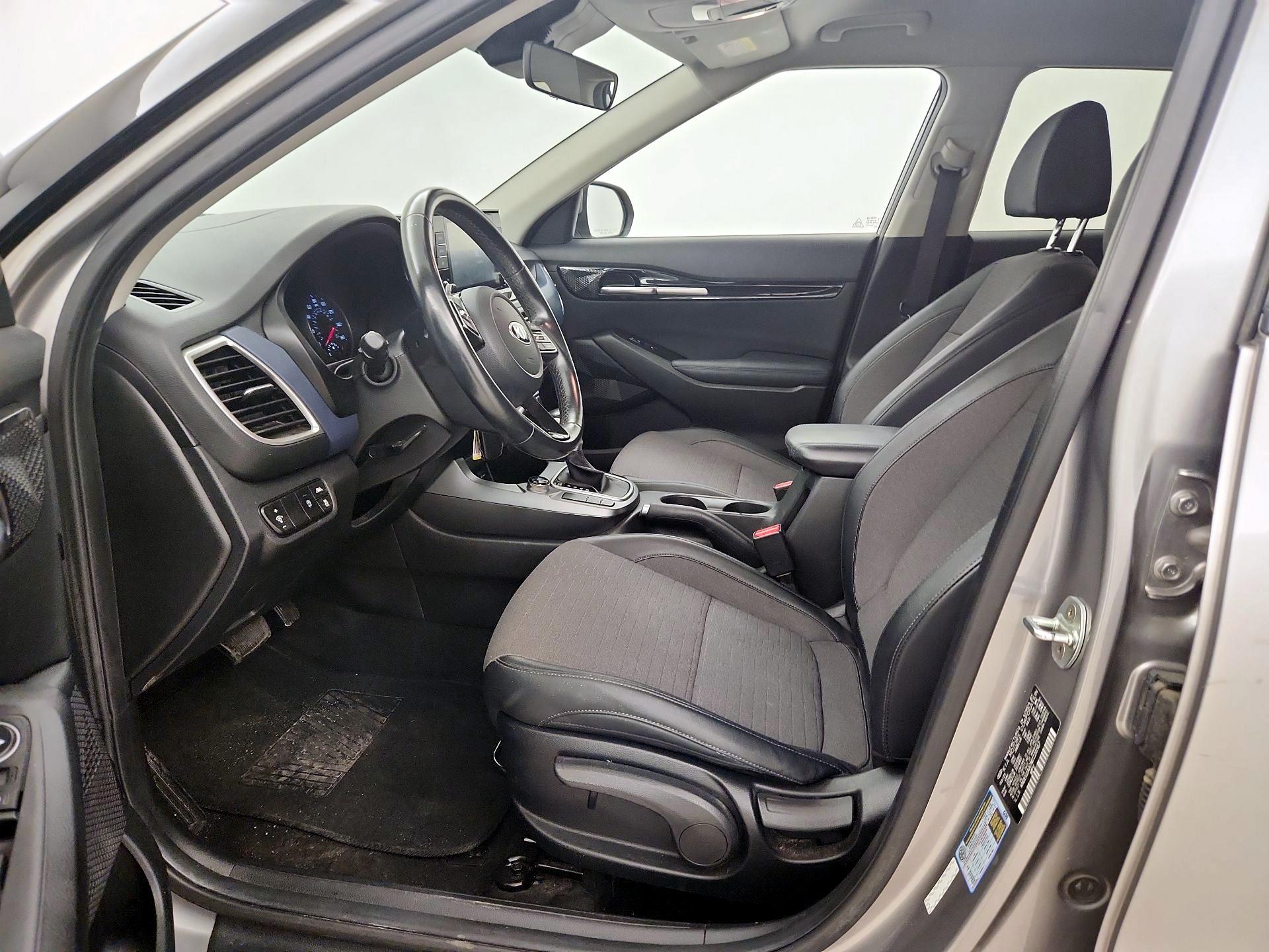 Thumbnail: 2021 Kia Seltos - 11