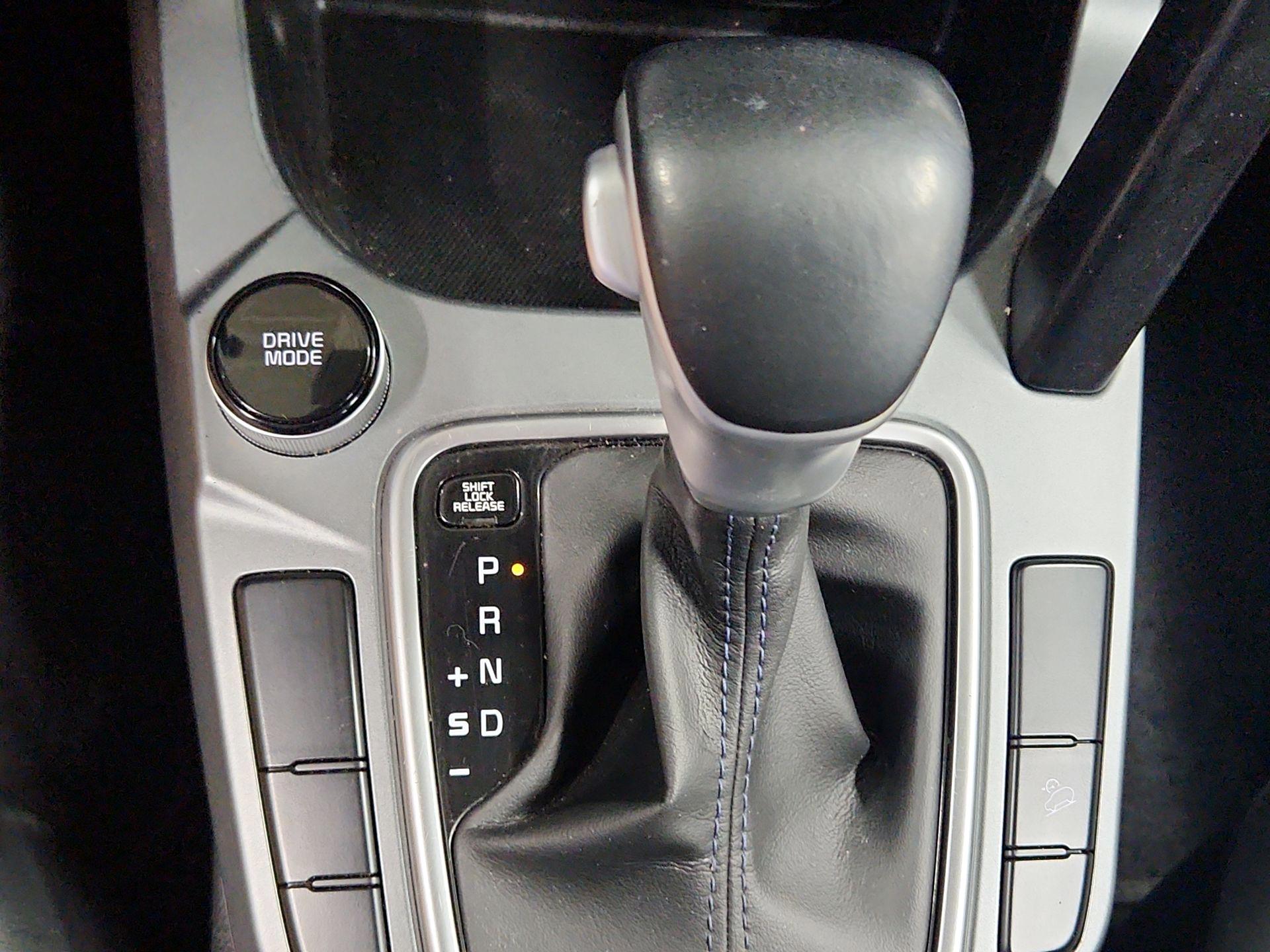 Thumbnail: 2021 Kia Seltos - 17