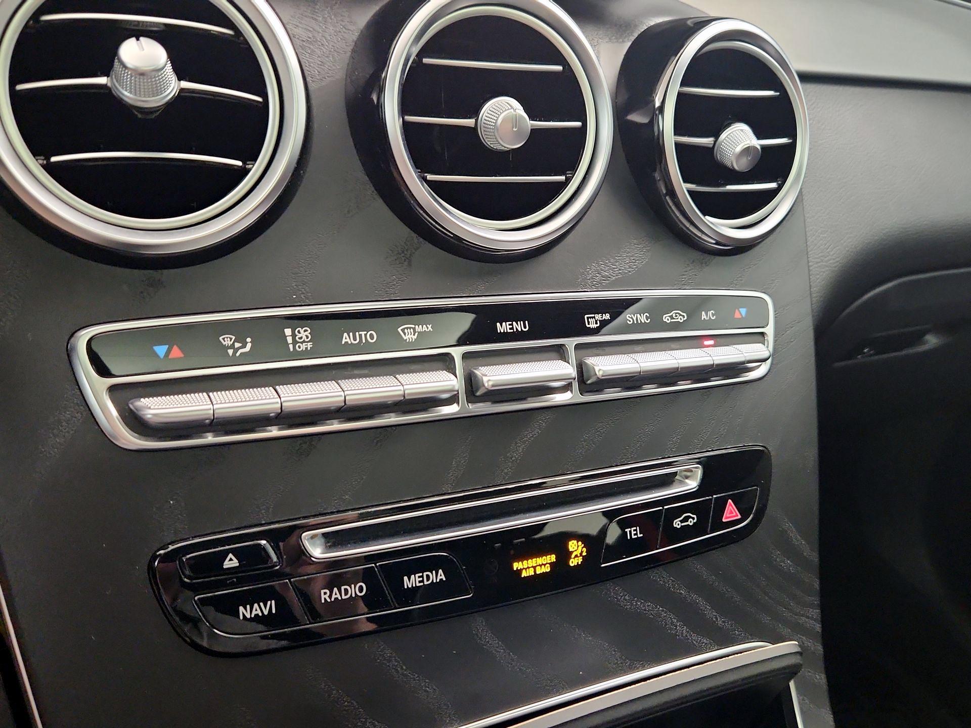 Thumbnail: 2018 Mercedes-Benz GLC - 14