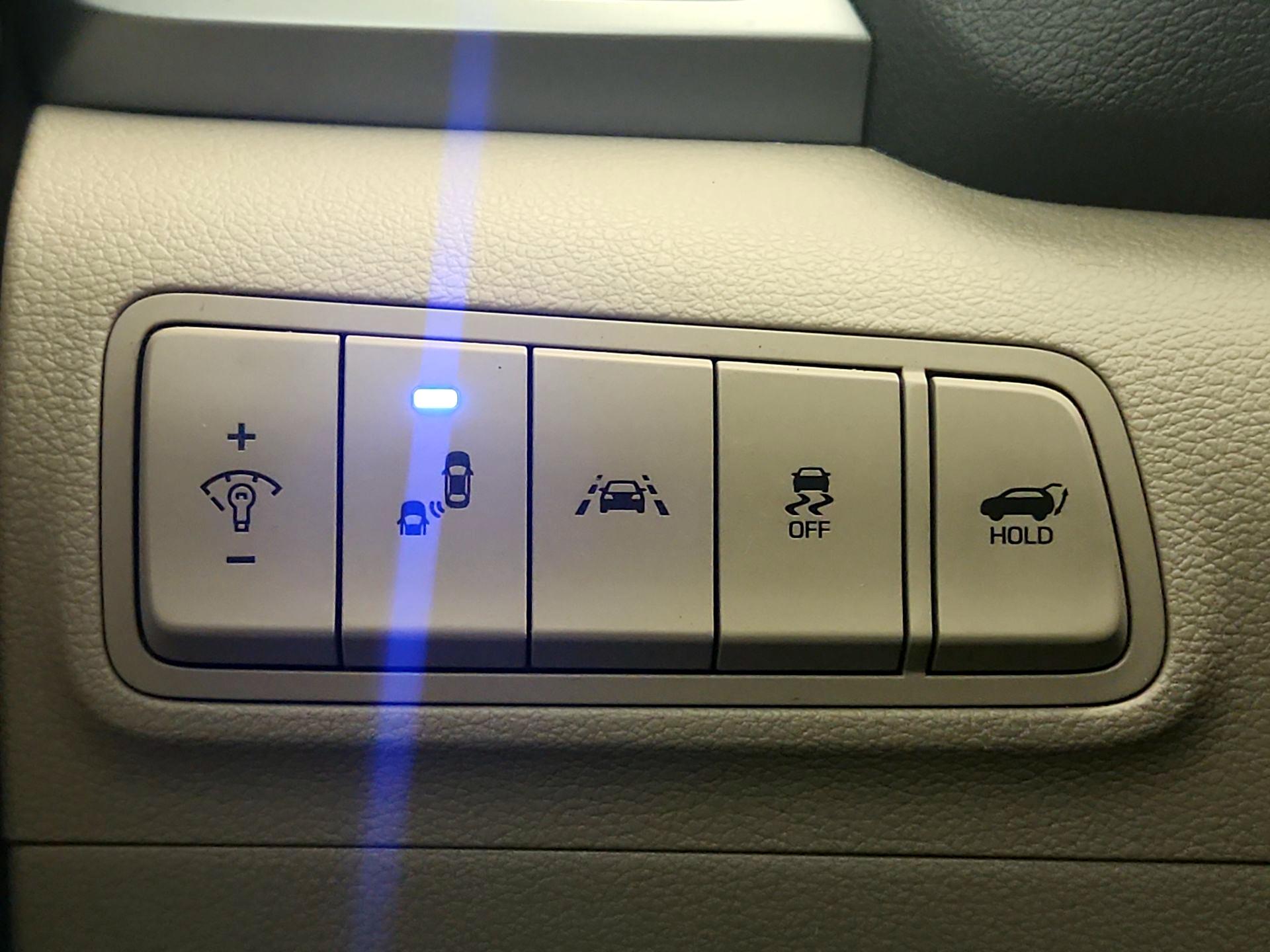 Thumbnail: 2016 Hyundai Tucson - 13