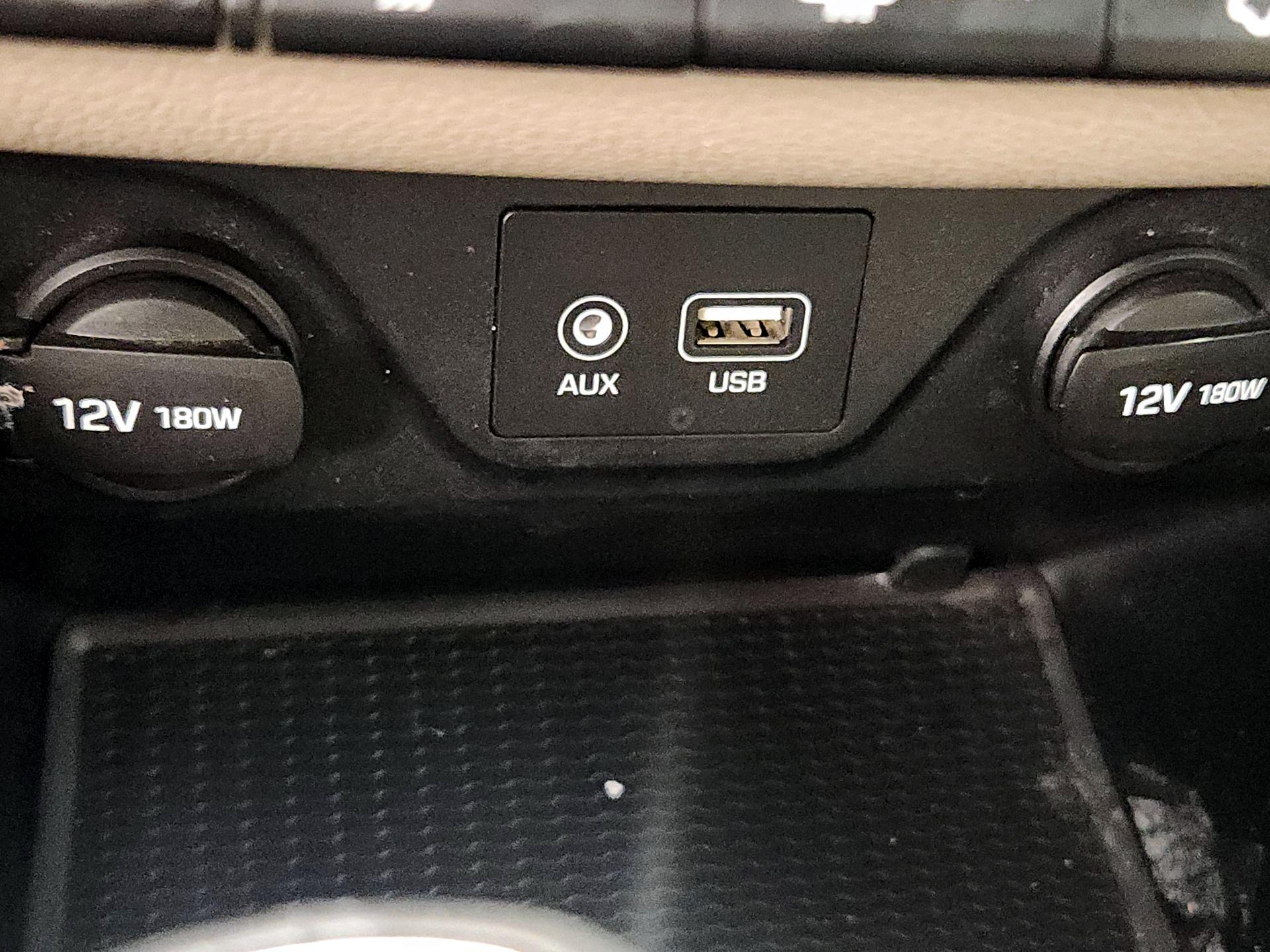 Thumbnail: 2016 Hyundai Tucson - 19