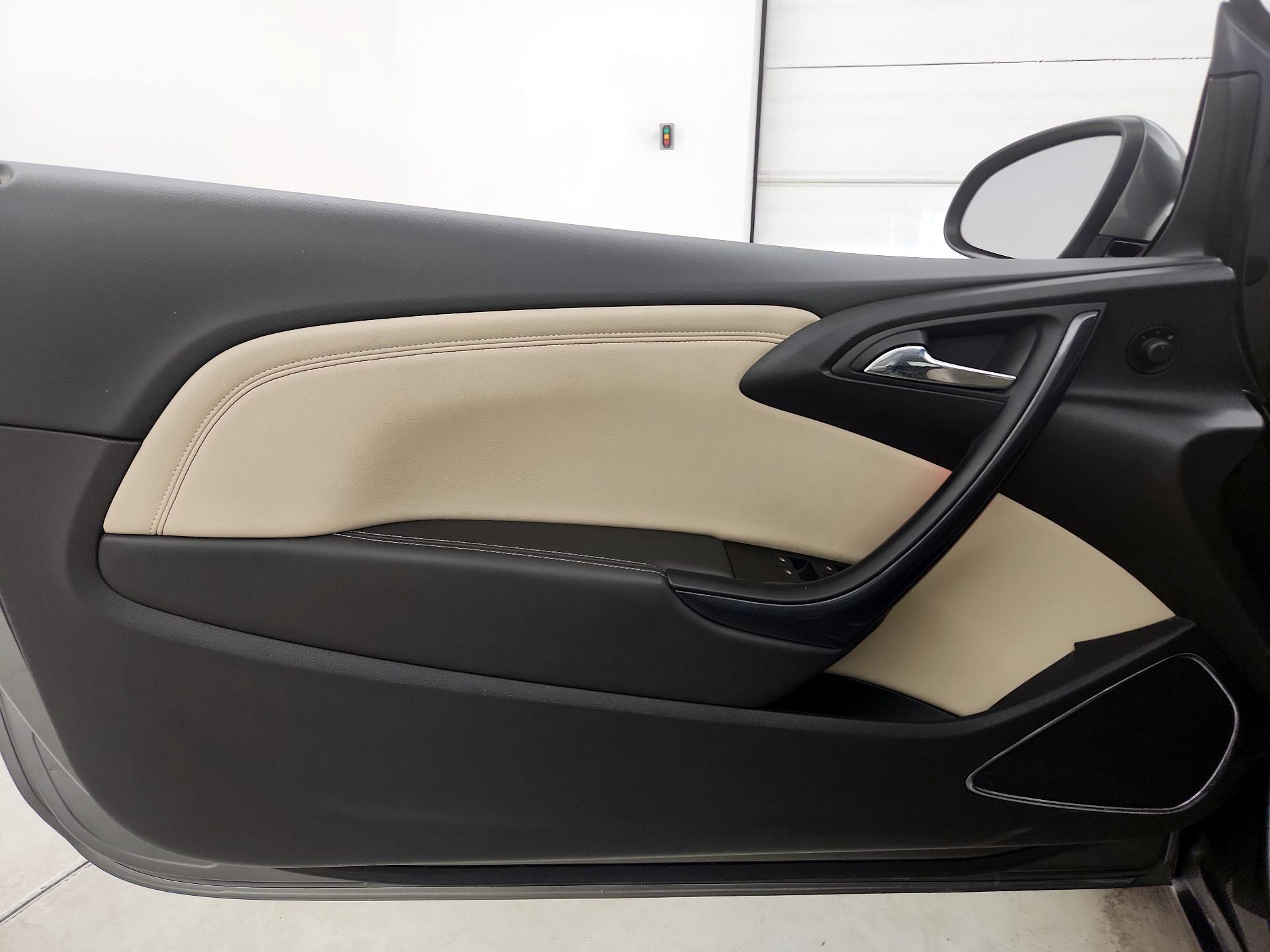 Thumbnail: 2019 Buick Cascada - 12