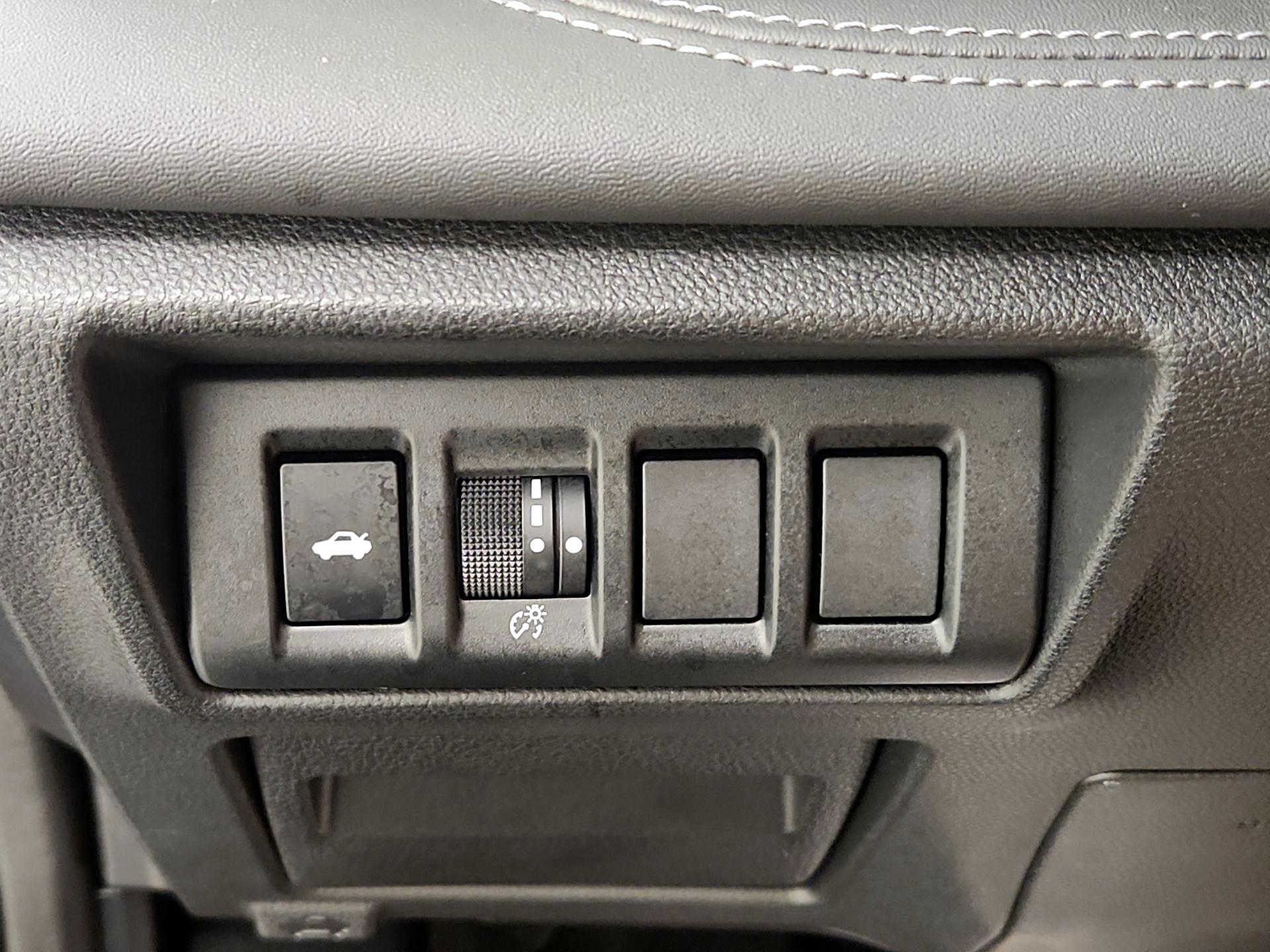 Thumbnail: 2022 Subaru Legacy - 13