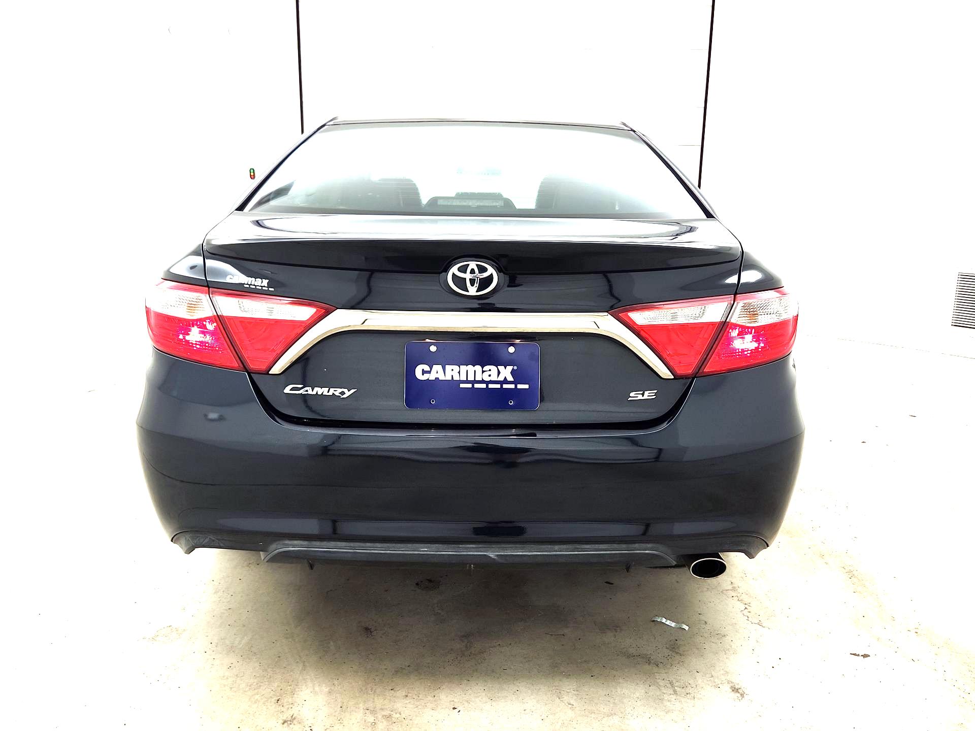 Thumbnail: 2015 Toyota Camry - 6