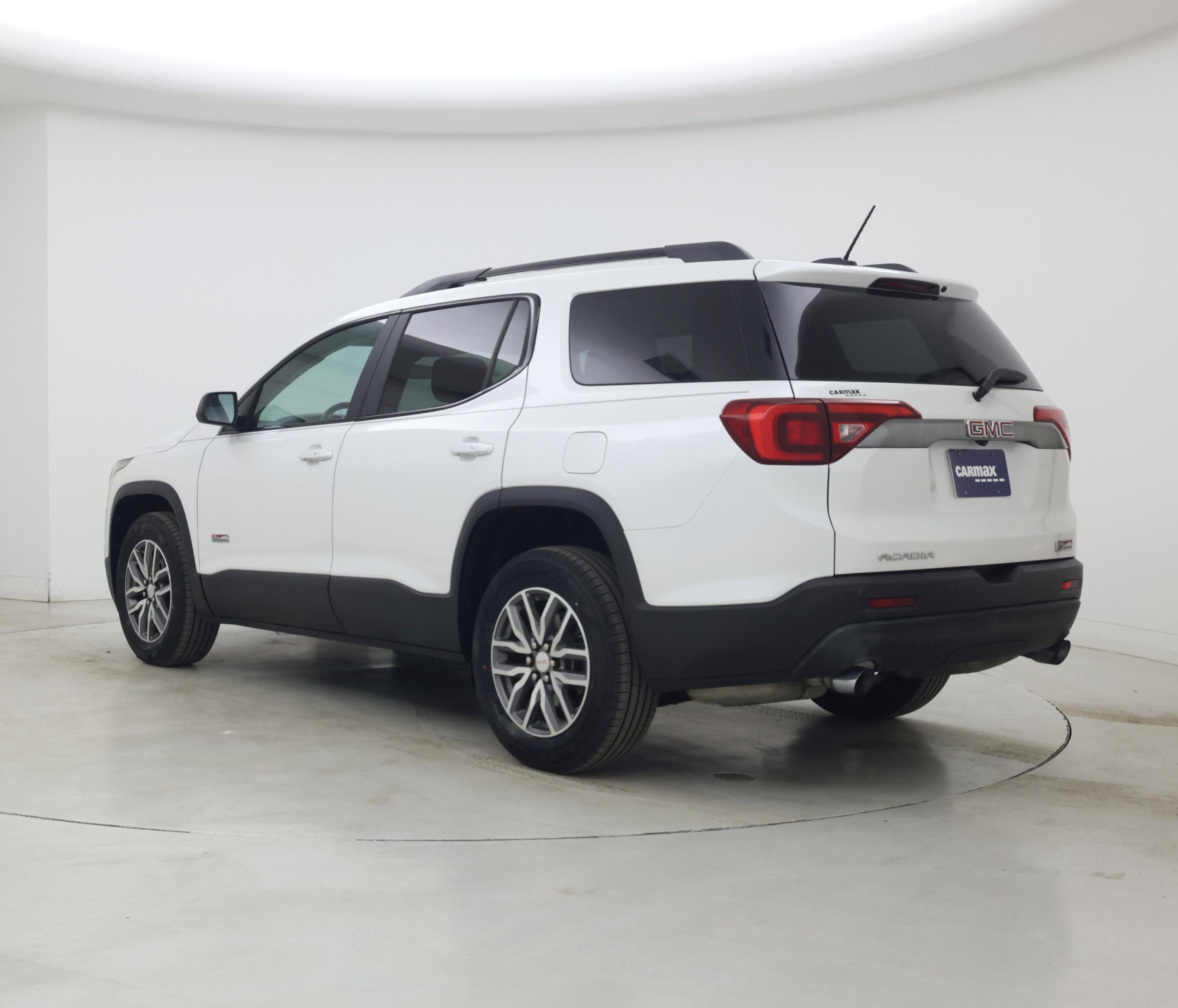 Thumbnail: 2017 GMC Acadia - 2