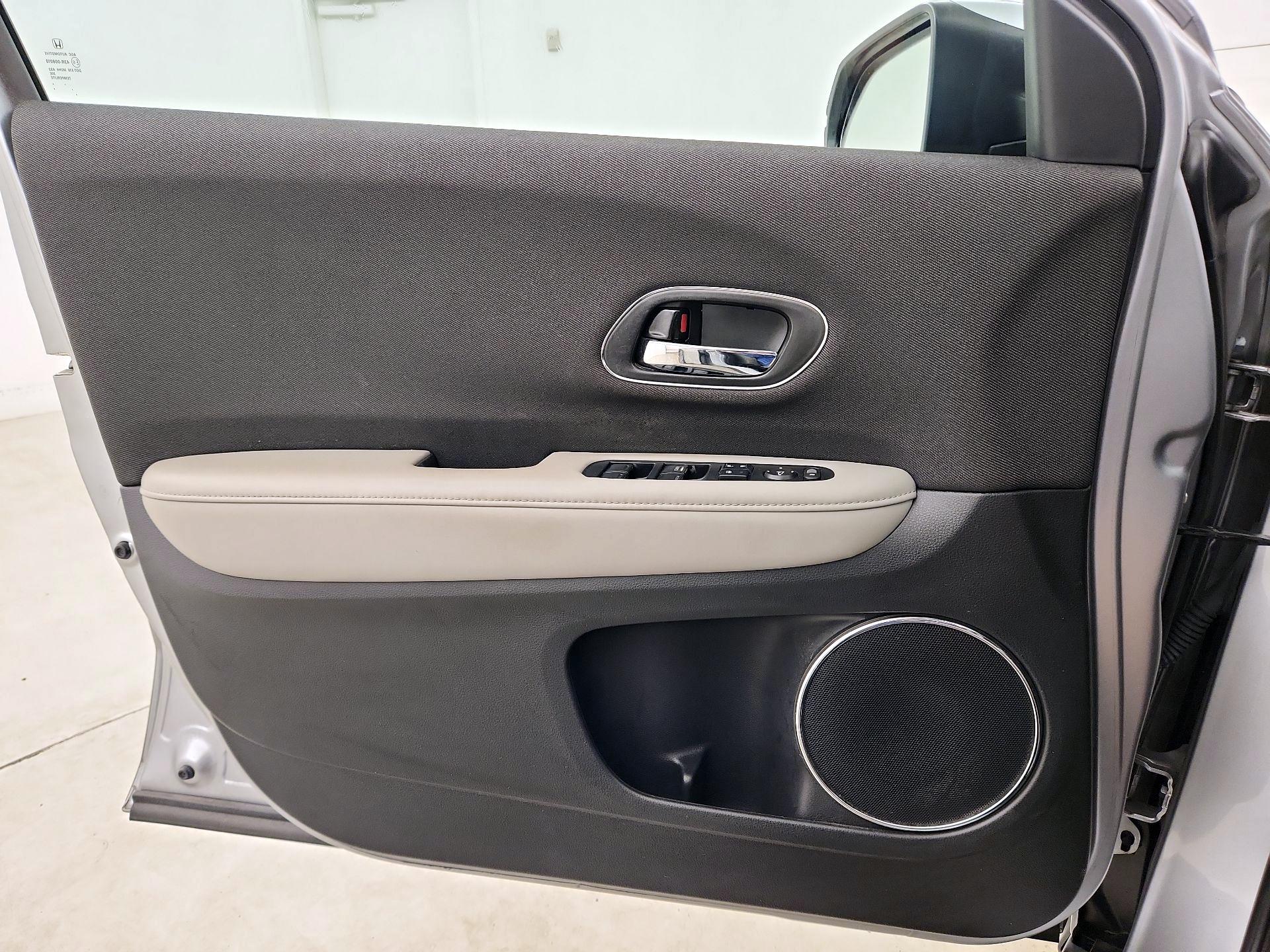 Thumbnail: 2021 Honda HR-V - 12