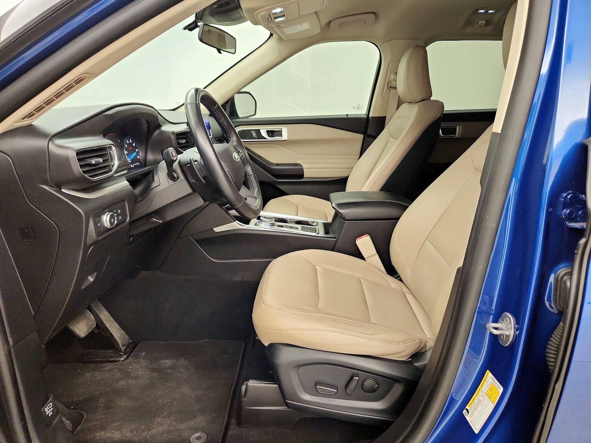 Thumbnail: 2020 Ford Explorer - 11