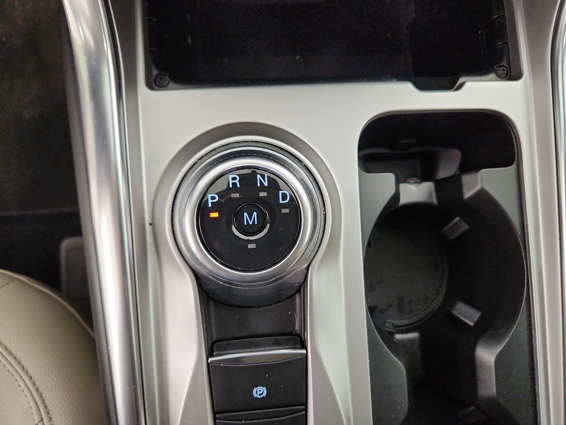 Thumbnail: 2020 Ford Explorer - 17