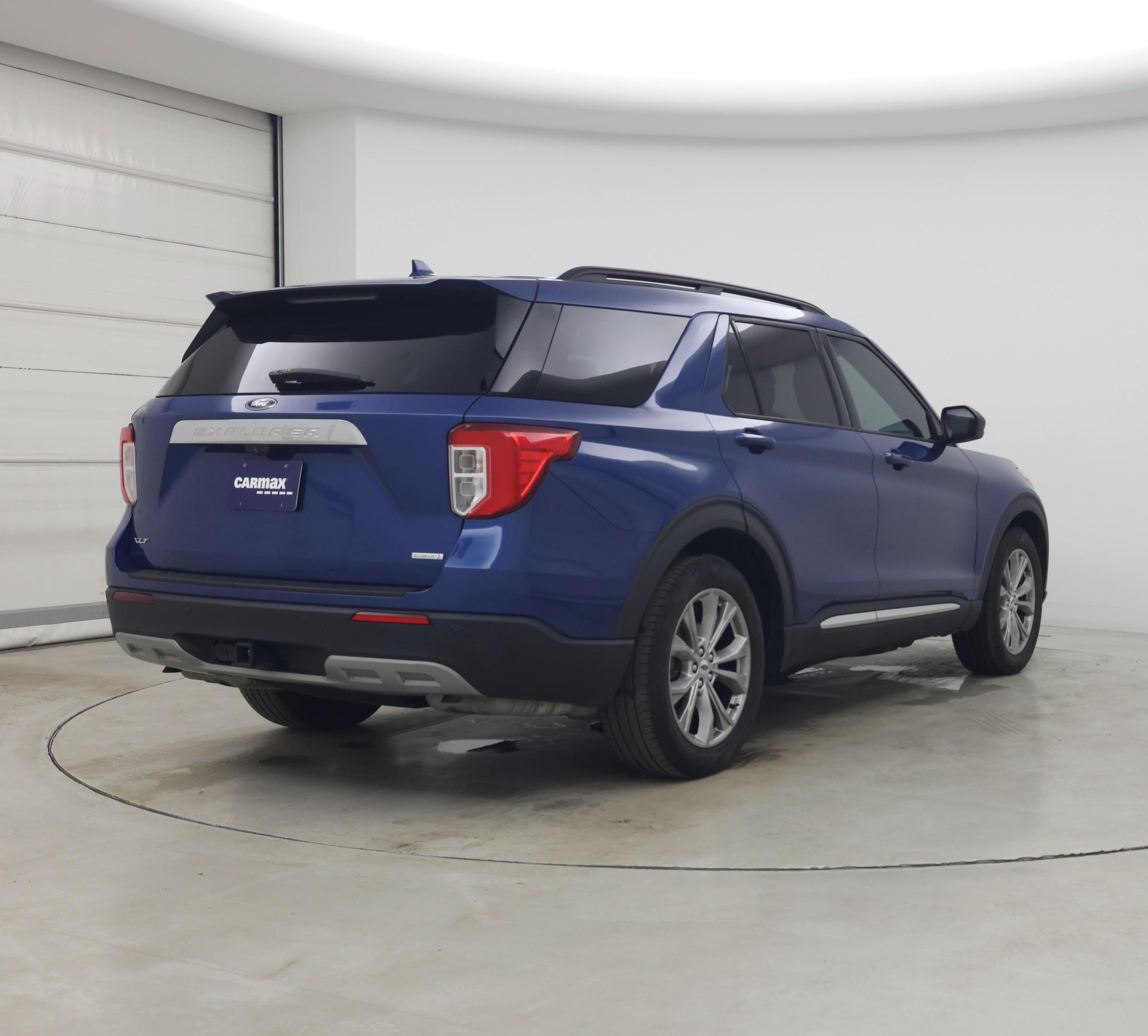 Thumbnail: 2020 Ford Explorer - 8