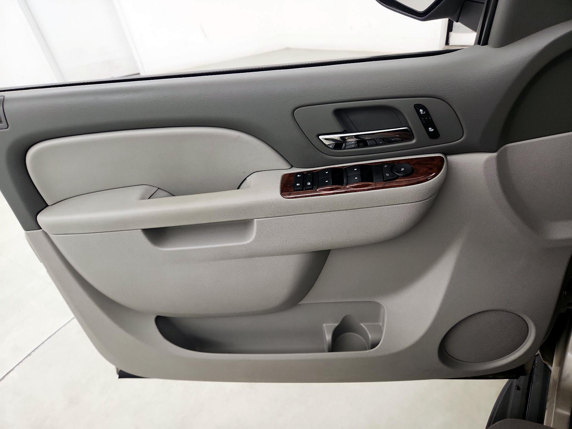 Thumbnail: 2014 GMC Yukon - 12