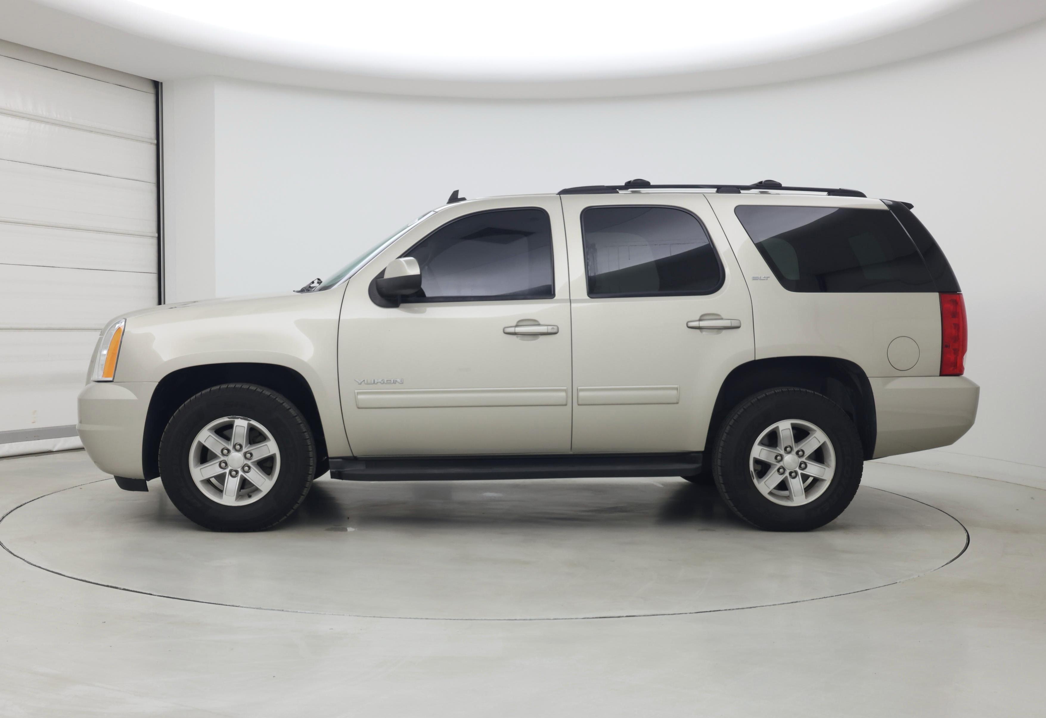 Thumbnail: 2014 GMC Yukon - 3