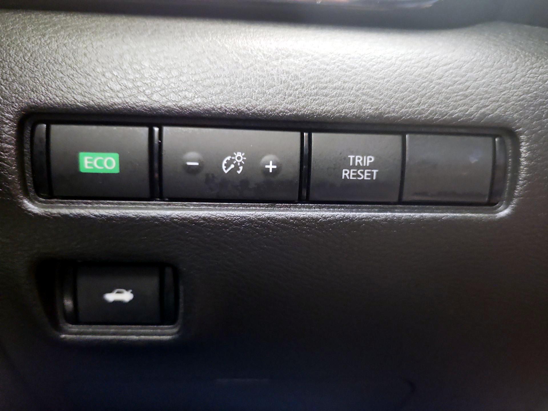 Thumbnail: 2021 Nissan Sentra - 13