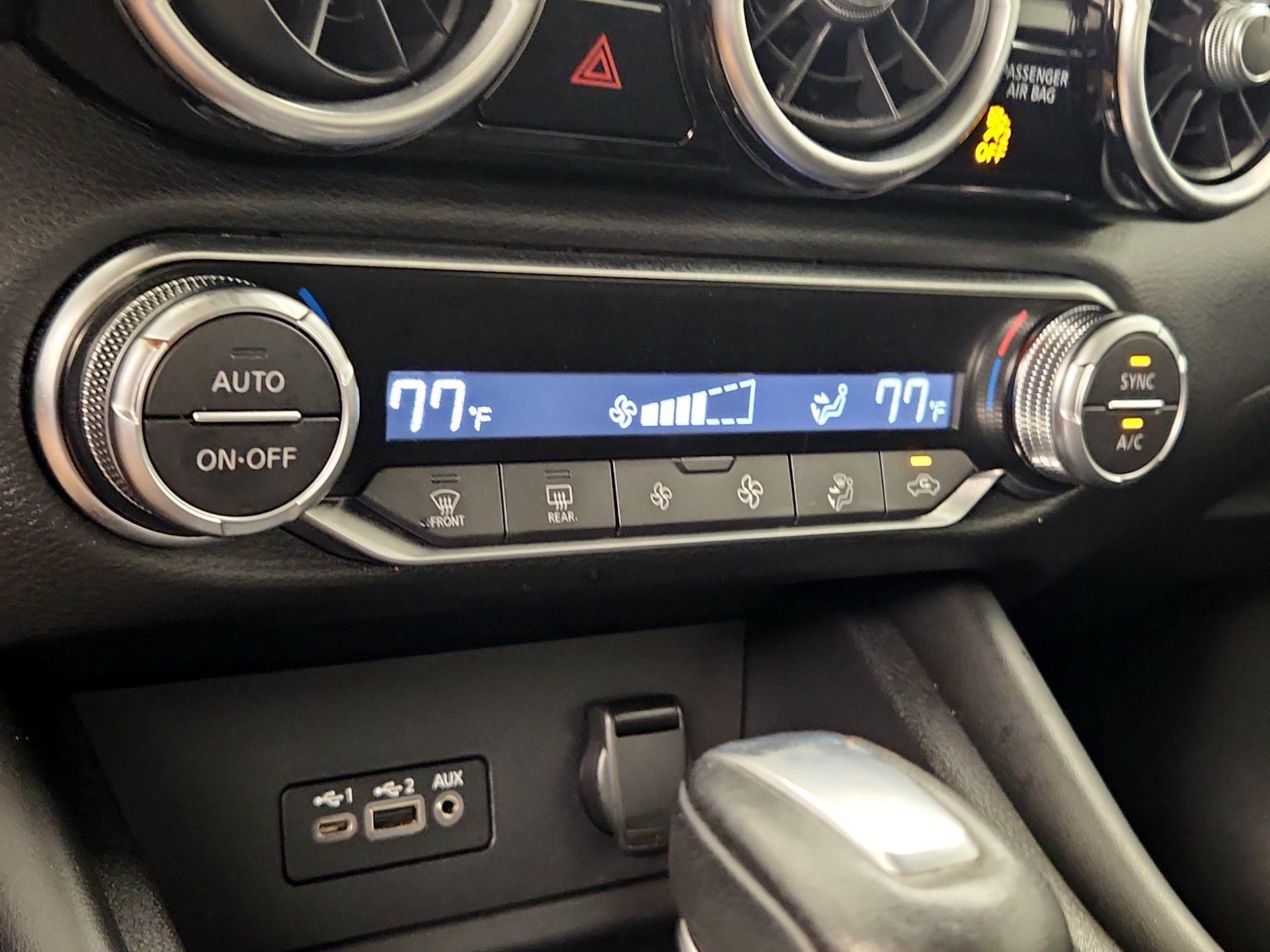 Thumbnail: 2021 Nissan Sentra - 16