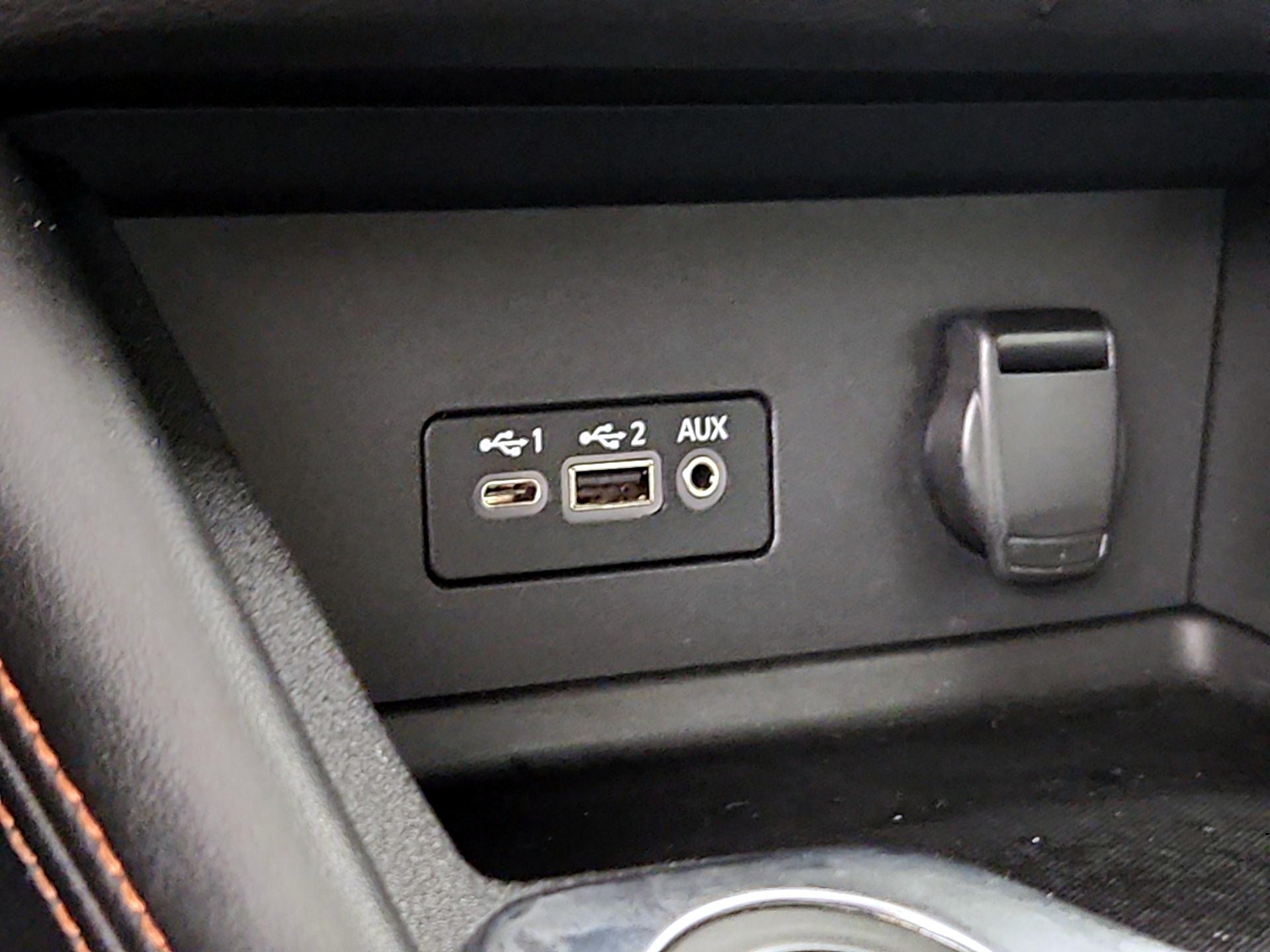 Thumbnail: 2021 Nissan Sentra - 18