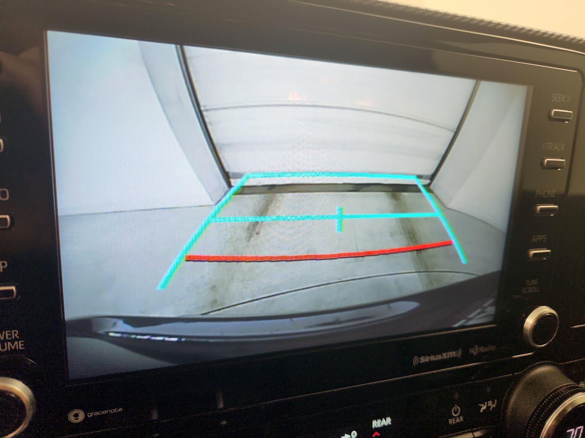 Thumbnail: 2022 Toyota Highlander - 14