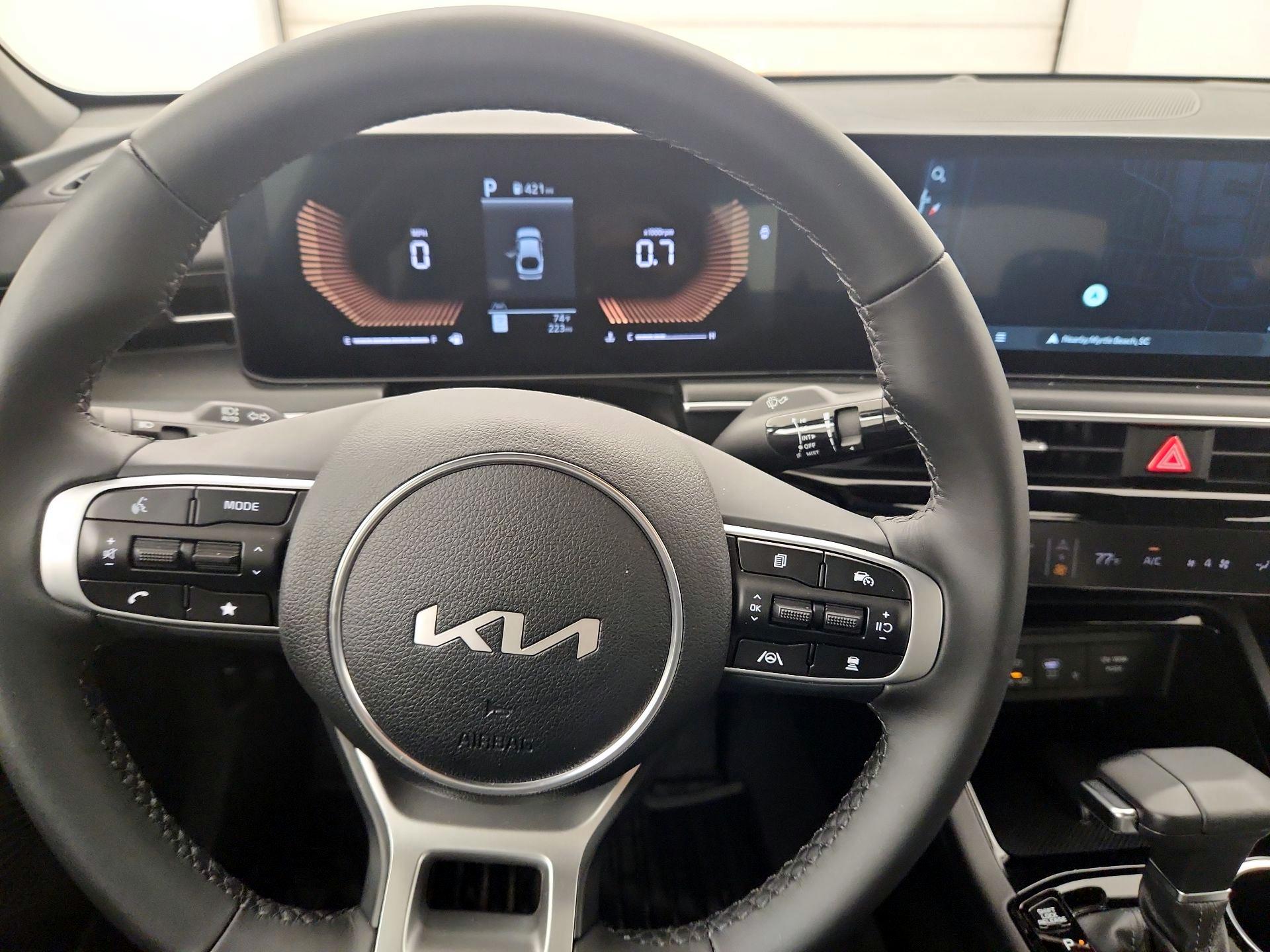 Thumbnail: 2026 Kia K5 - 10