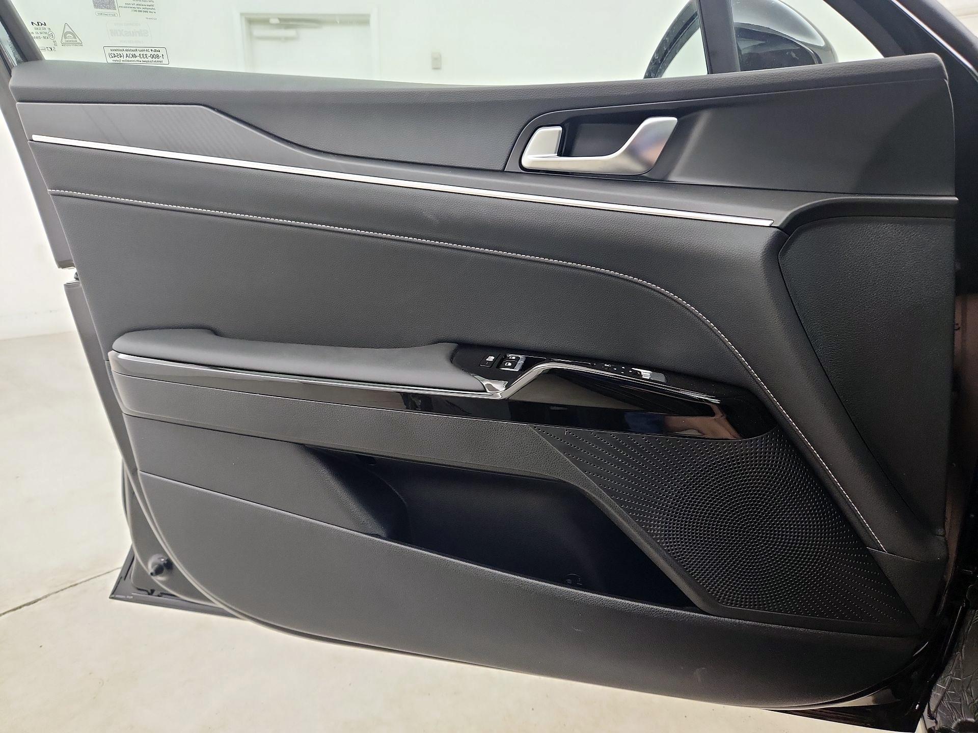 Thumbnail: 2026 Kia K5 - 12