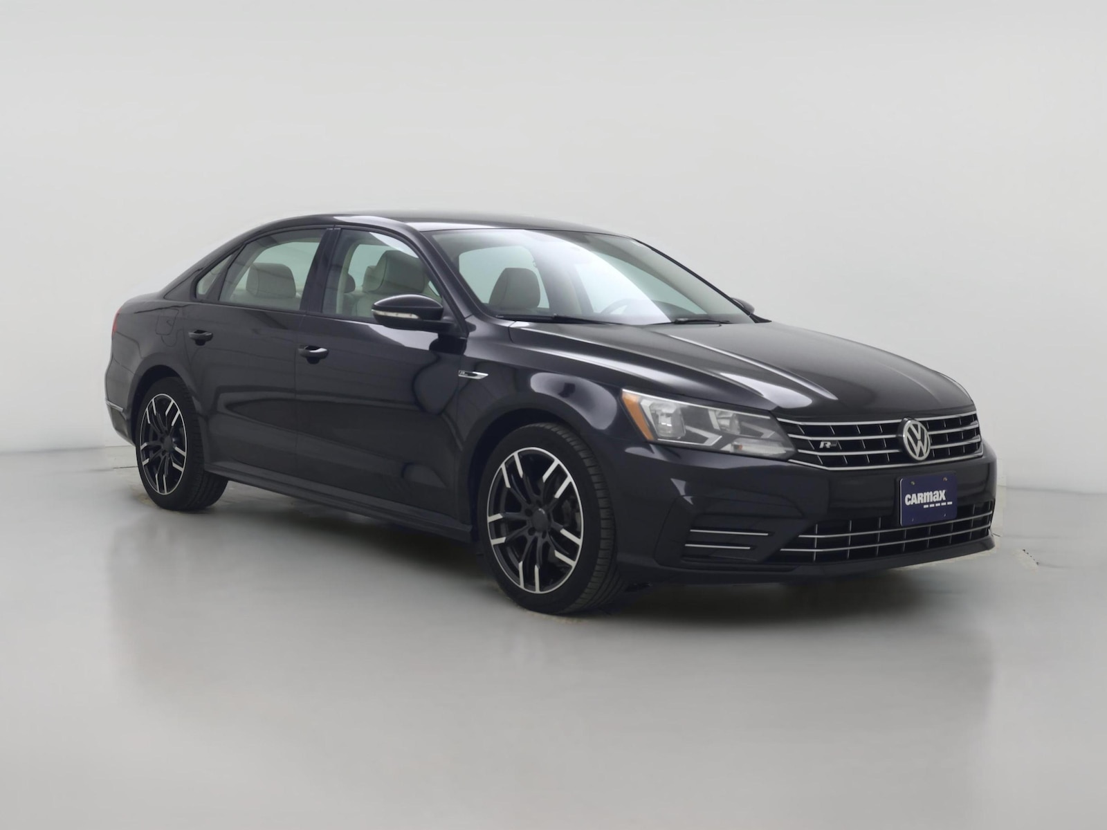 2018 Volkswagen Passat R-Line