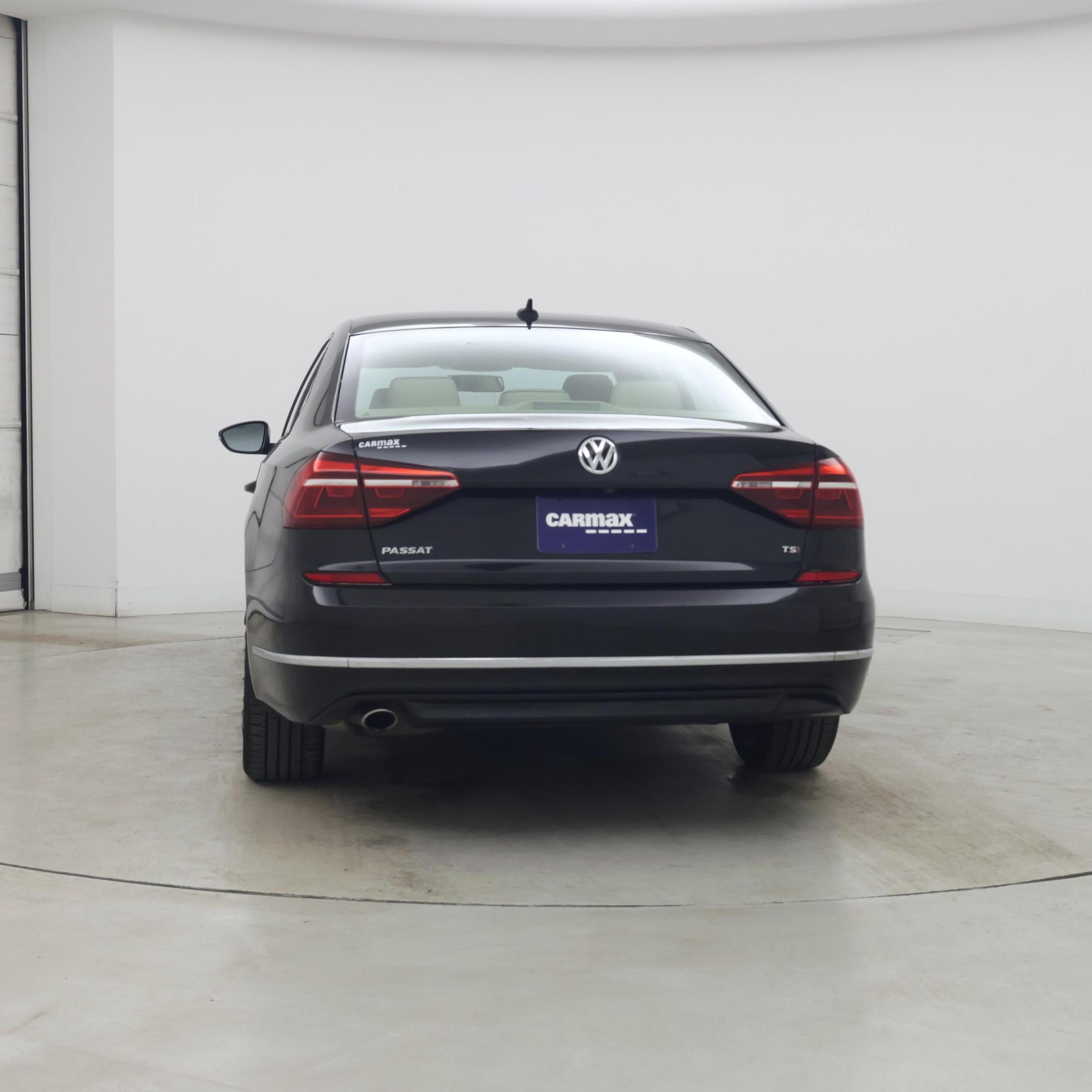 Thumbnail: 2018 Volkswagen Passat - 6