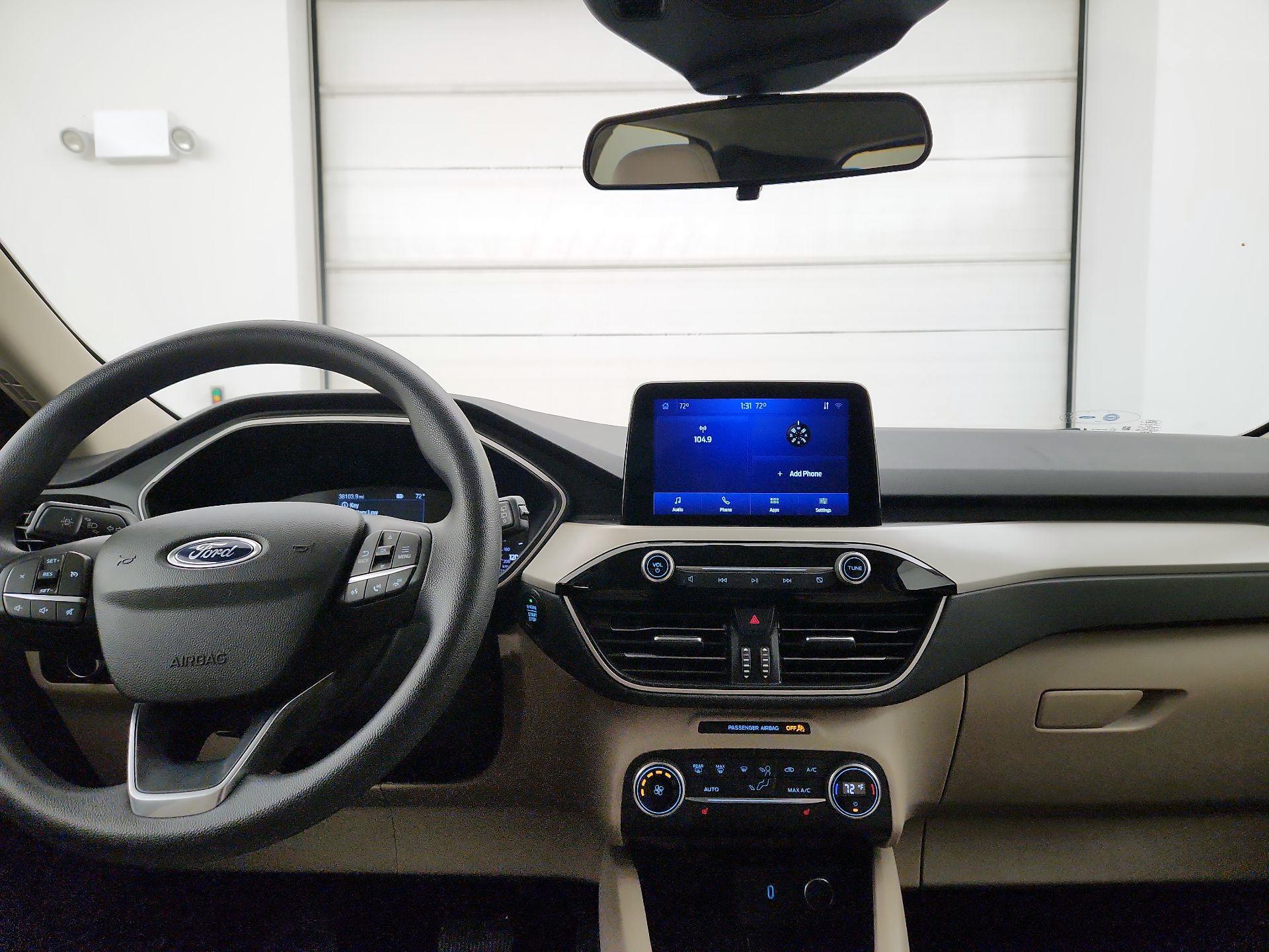 Thumbnail: 2020 Ford Escape - 9
