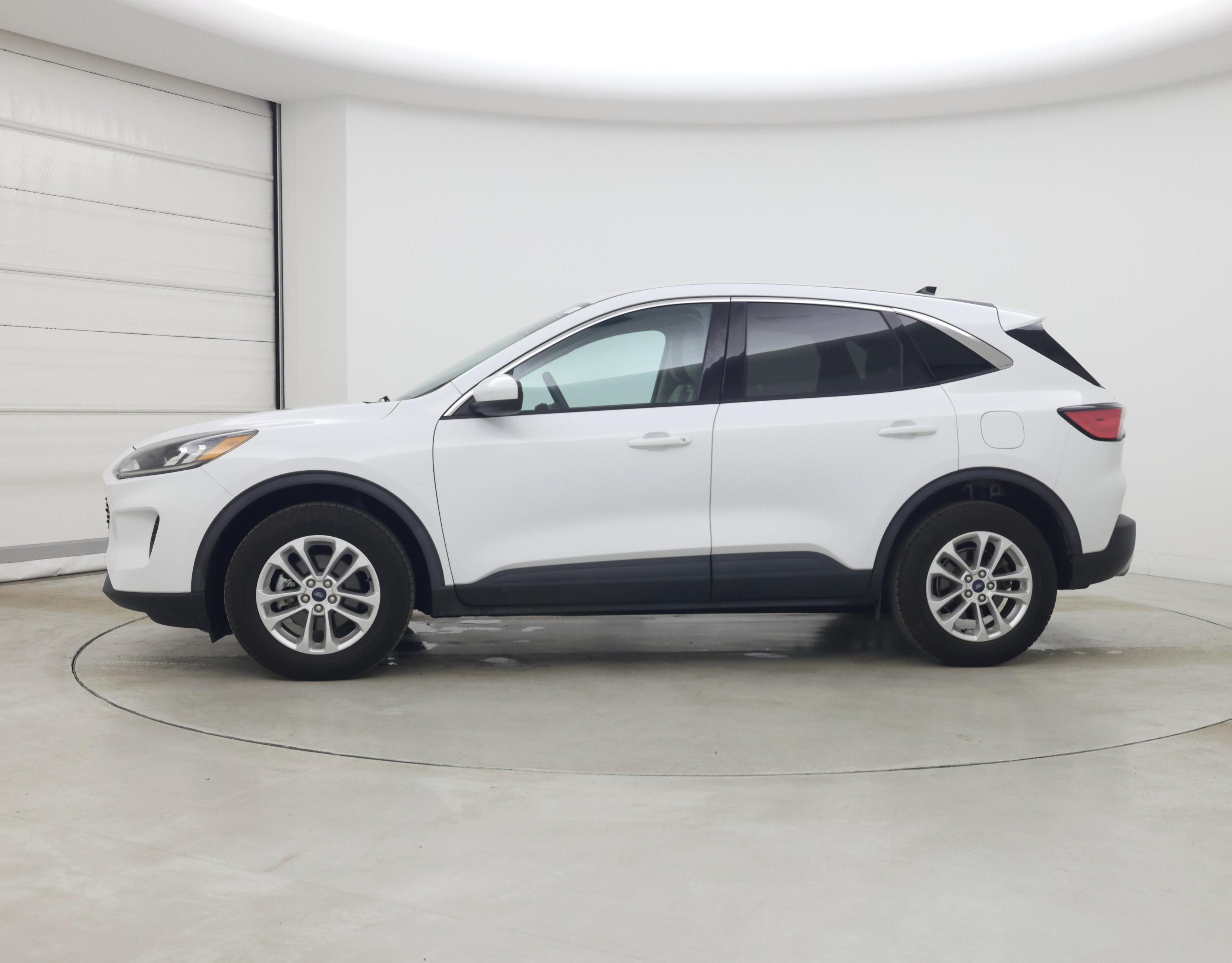 Thumbnail: 2020 Ford Escape - 3
