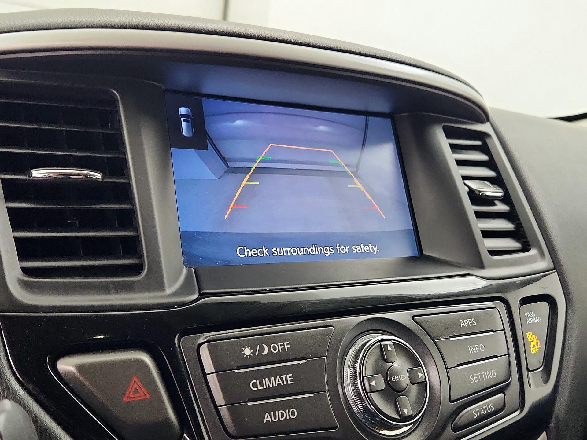 Thumbnail: 2019 Nissan Pathfinder - 14