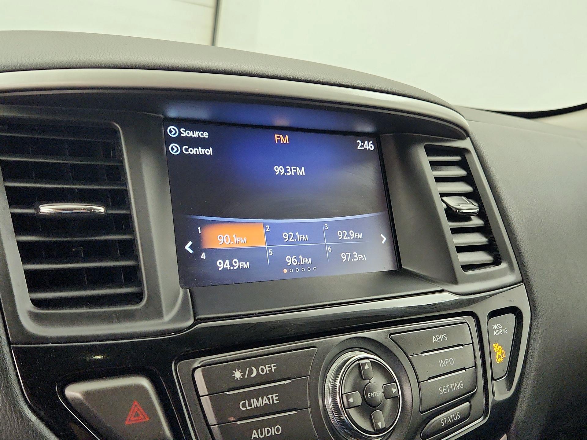 Thumbnail: 2019 Nissan Pathfinder - 15