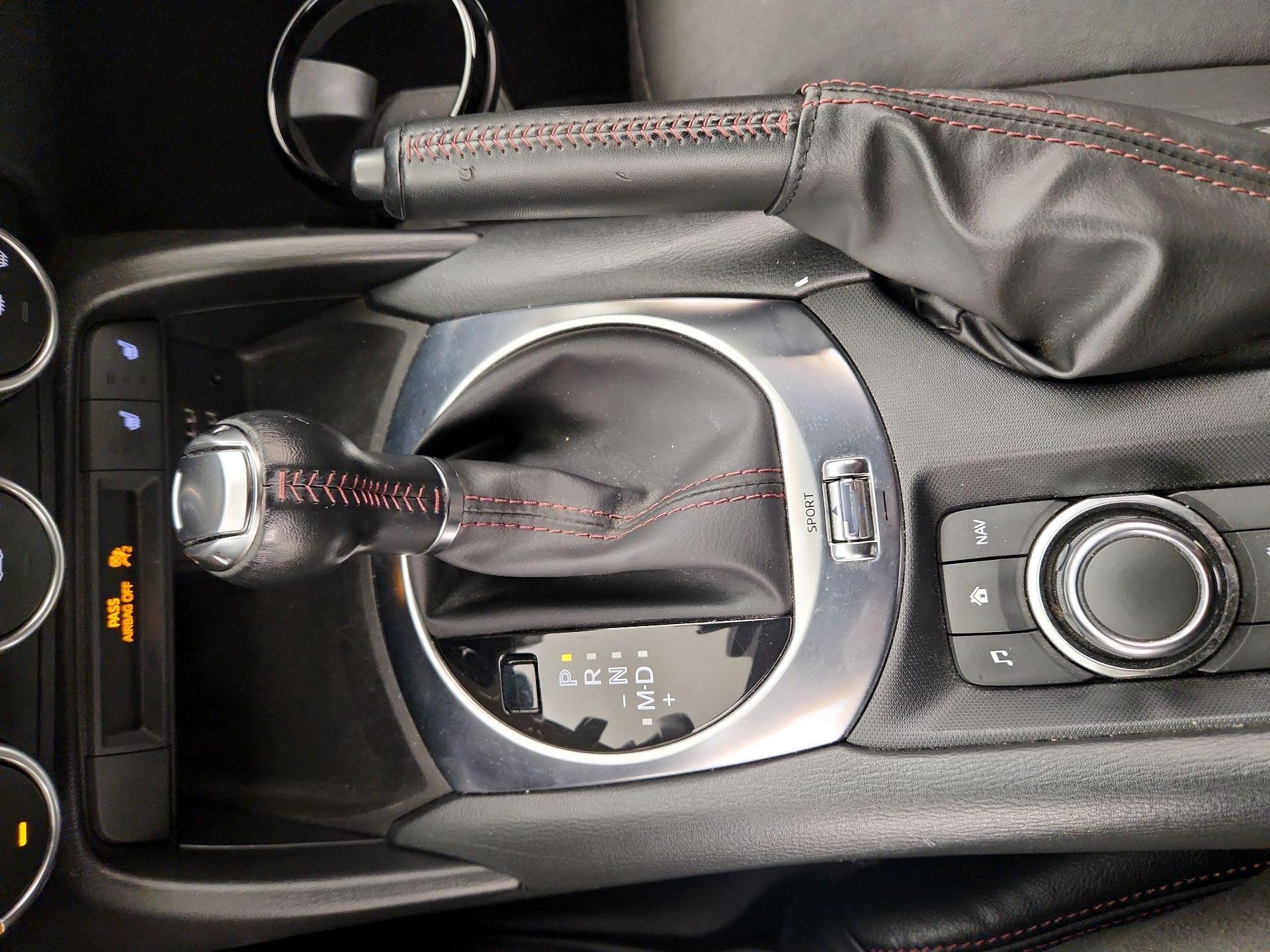 Thumbnail: 2016 Mazda MX-5 Miata - 18