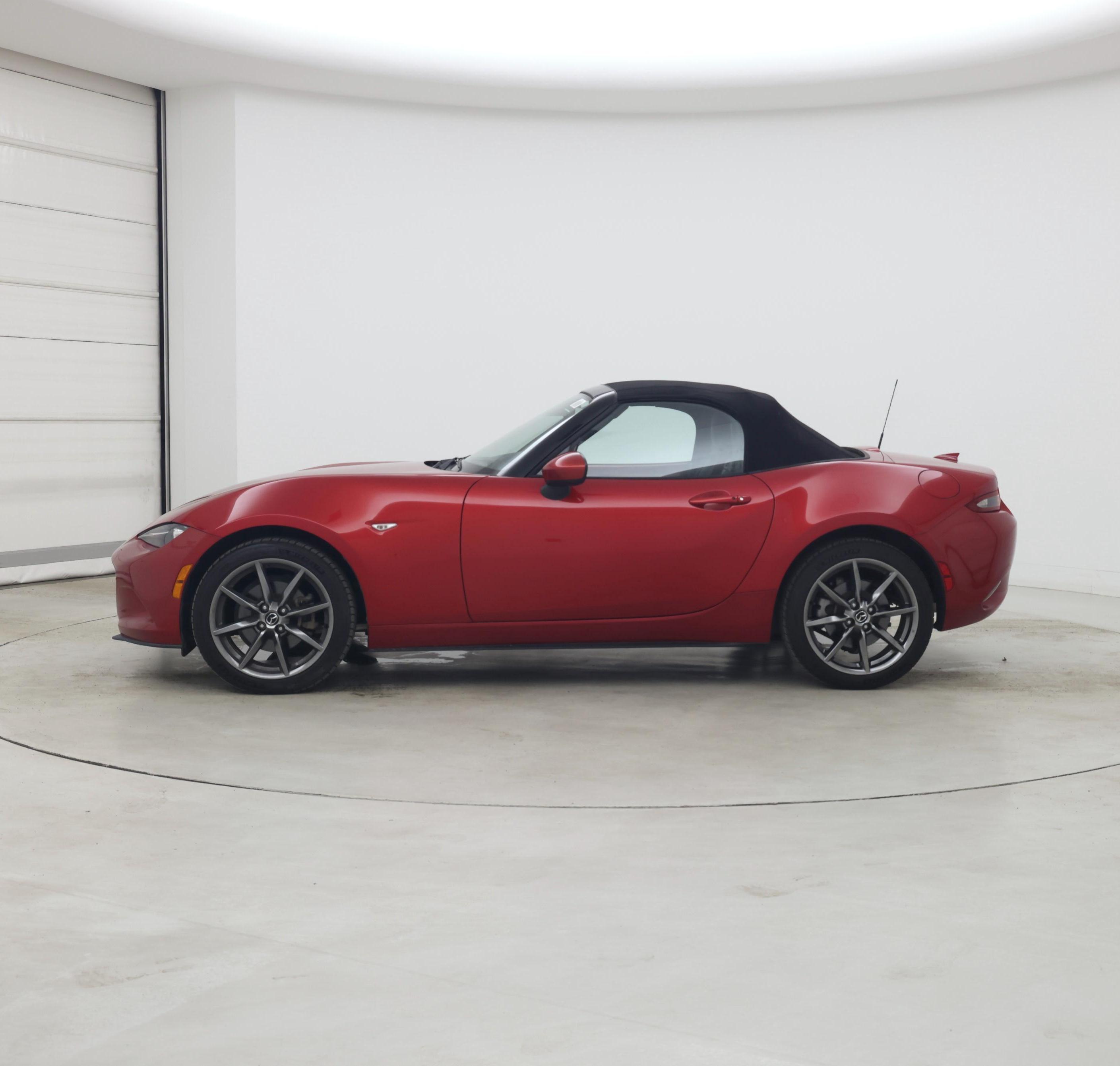 Thumbnail: 2016 Mazda MX-5 Miata - 3