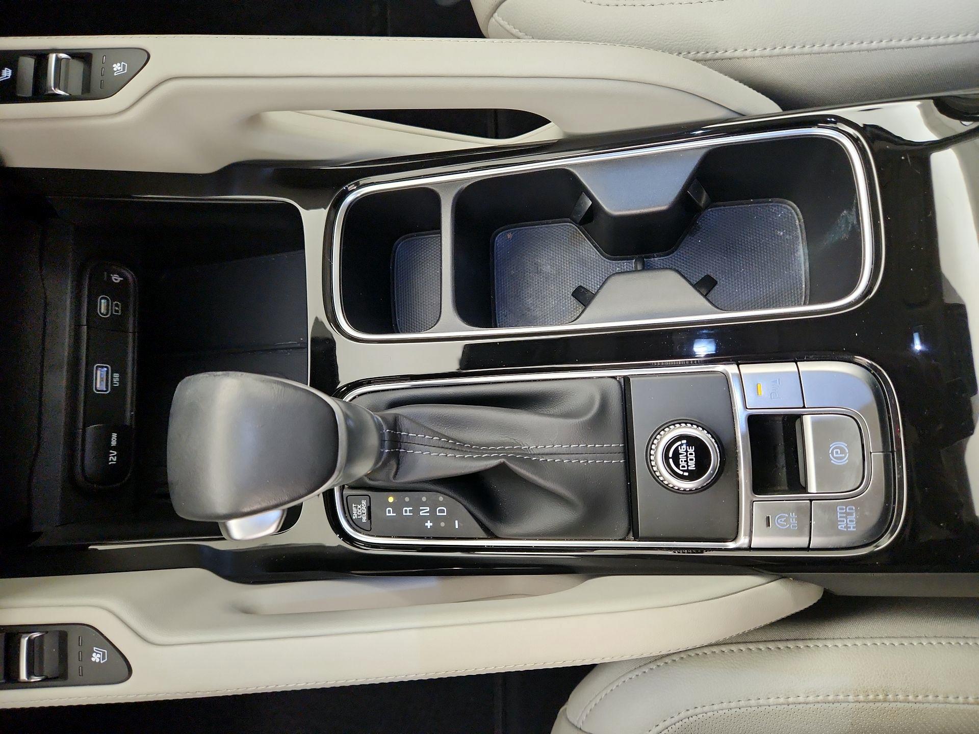 Thumbnail: 2023 Kia Telluride - 18