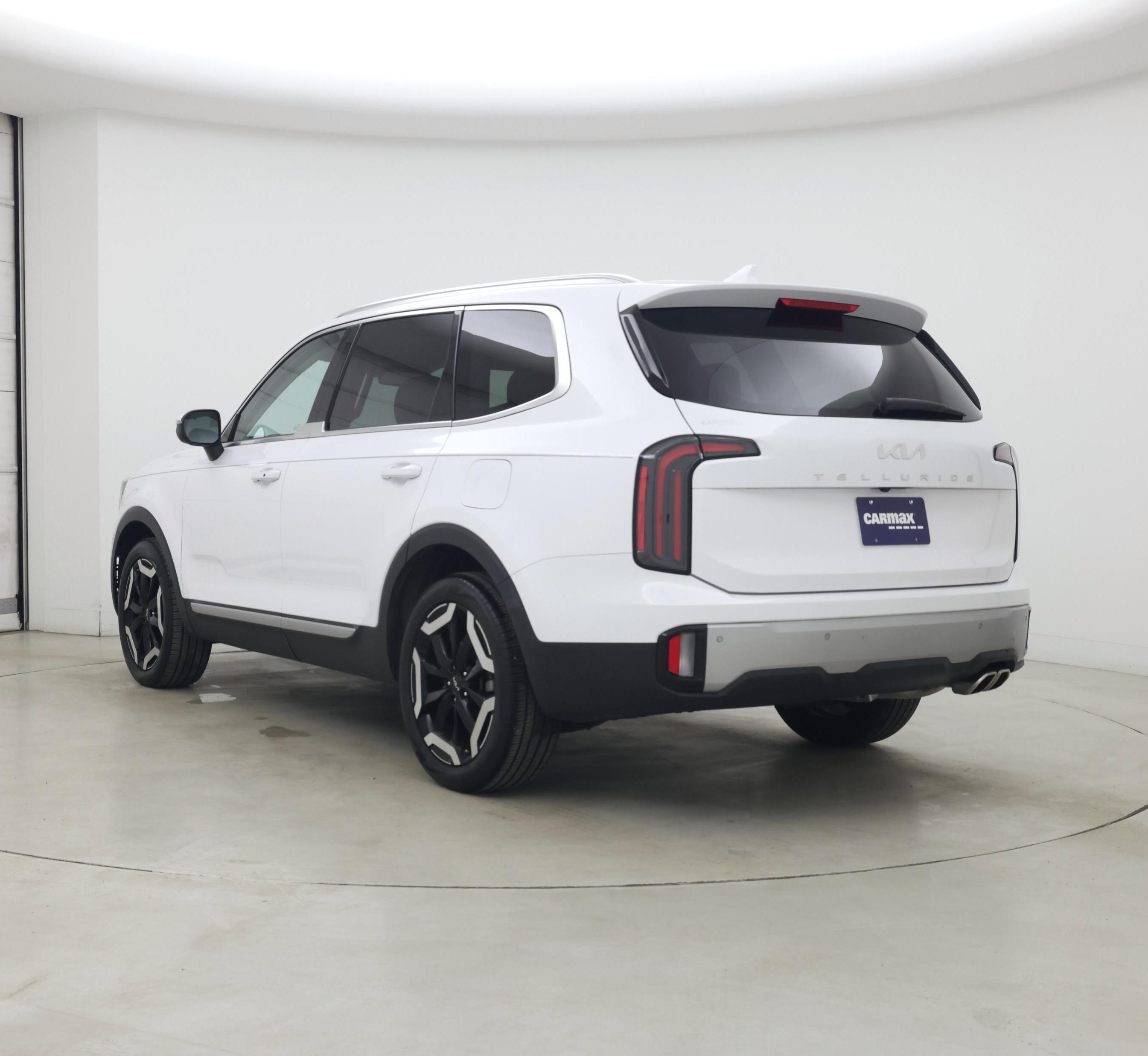 Thumbnail: 2023 Kia Telluride - 2