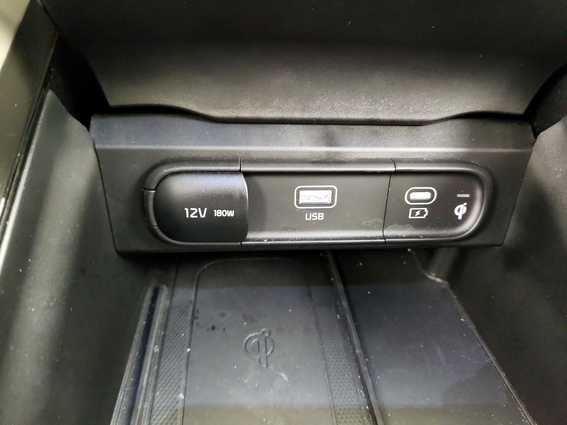 Thumbnail: 2023 Kia Telluride - 19