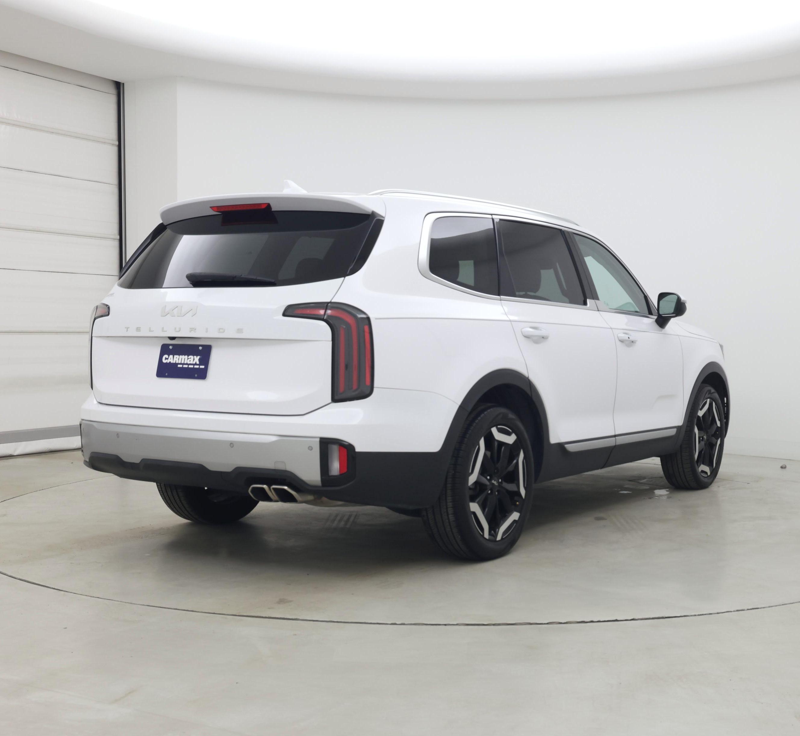 Thumbnail: 2023 Kia Telluride - 8