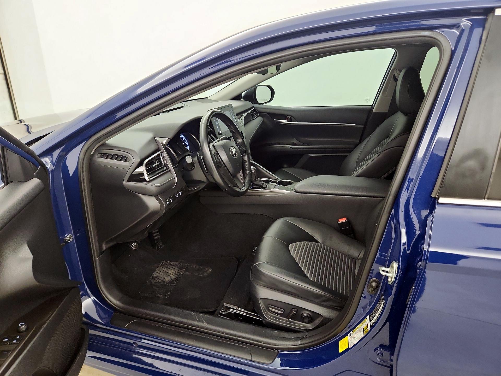 Thumbnail: 2023 Toyota Camry - 11