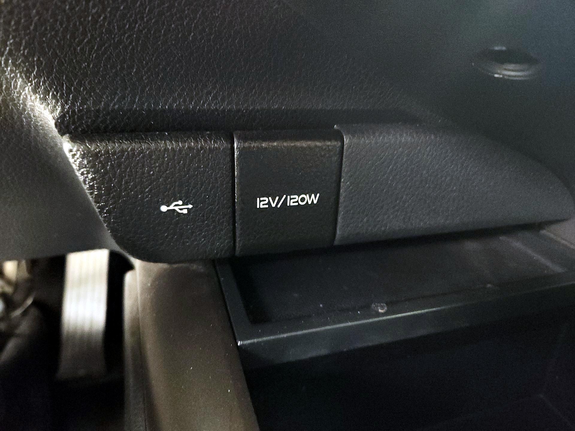 Thumbnail: 2023 Toyota Camry - 18