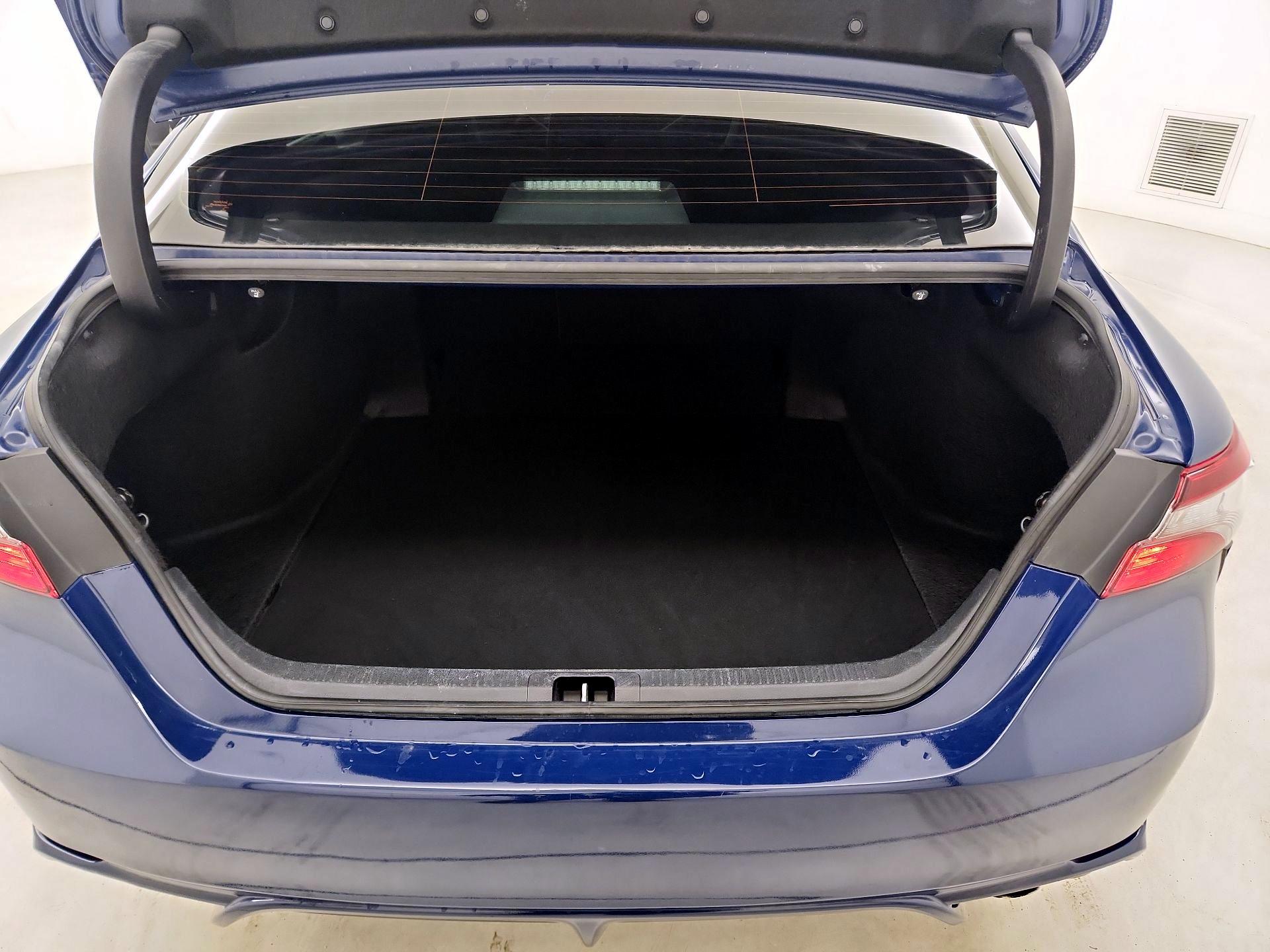 Thumbnail: 2023 Toyota Camry - 20