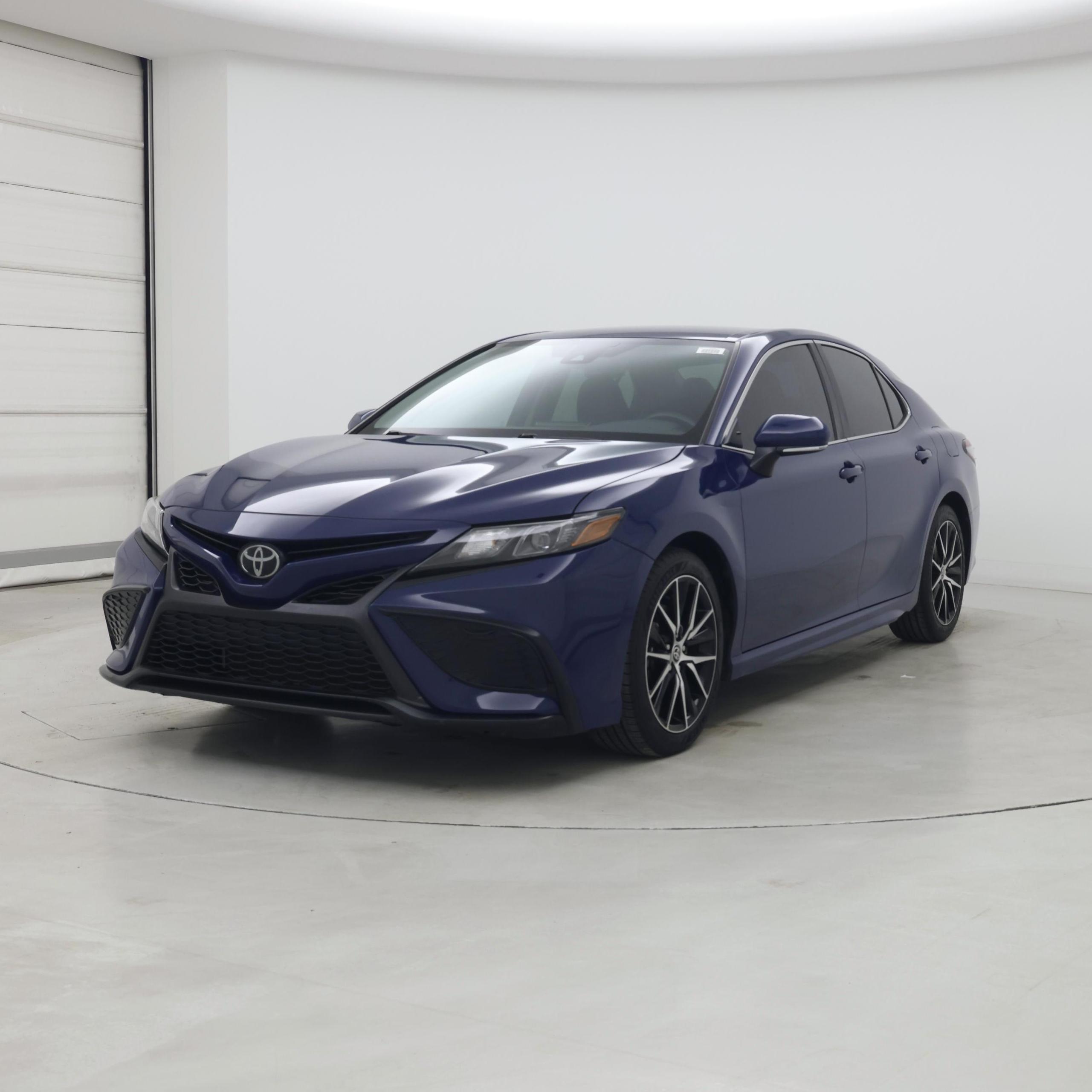 Thumbnail: 2023 Toyota Camry - 4