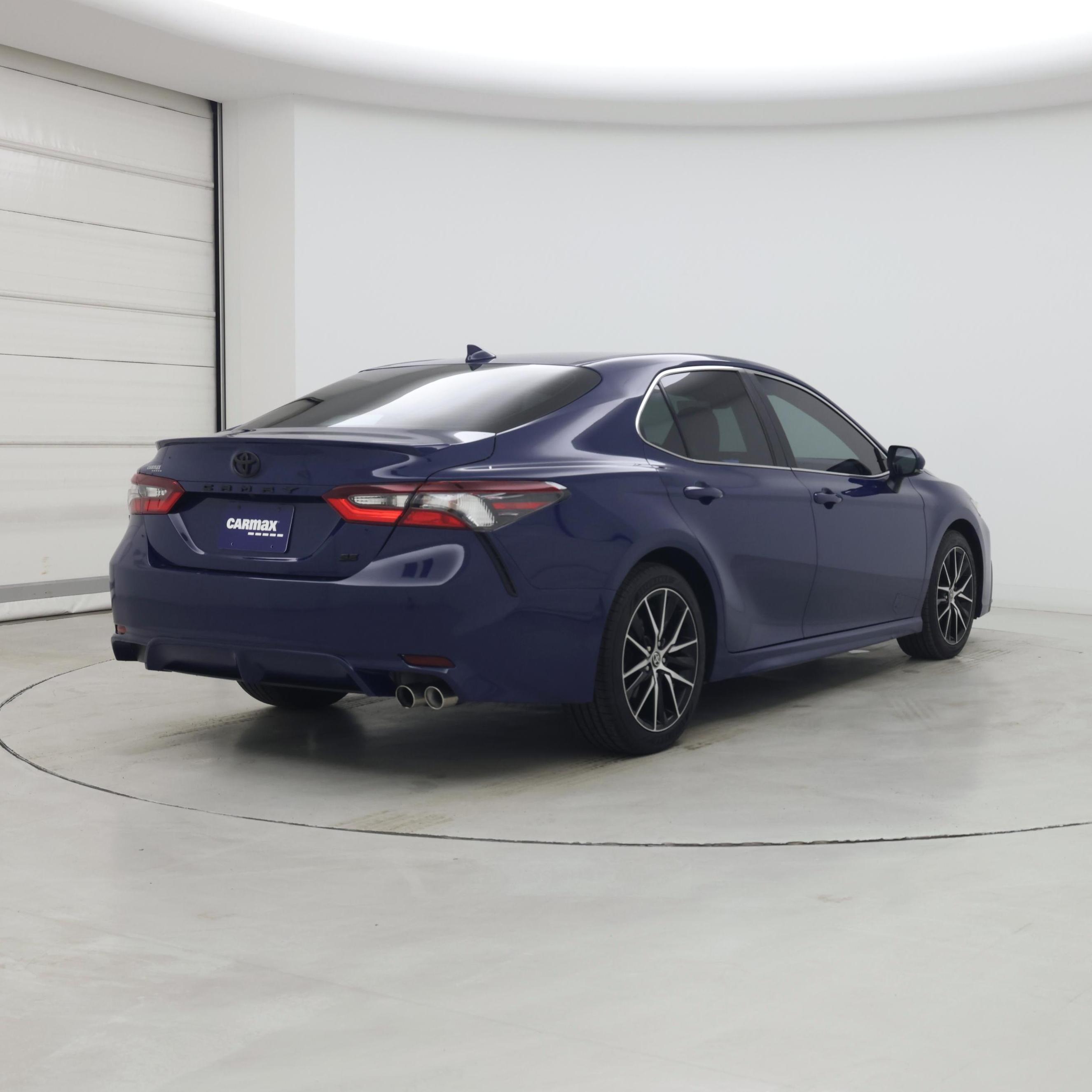 Thumbnail: 2023 Toyota Camry - 8