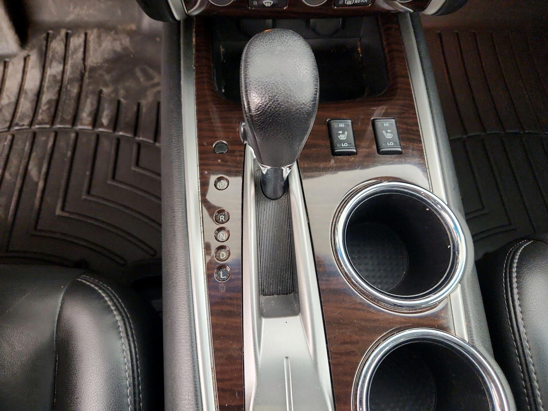 Thumbnail: 2016 Nissan Pathfinder - 18