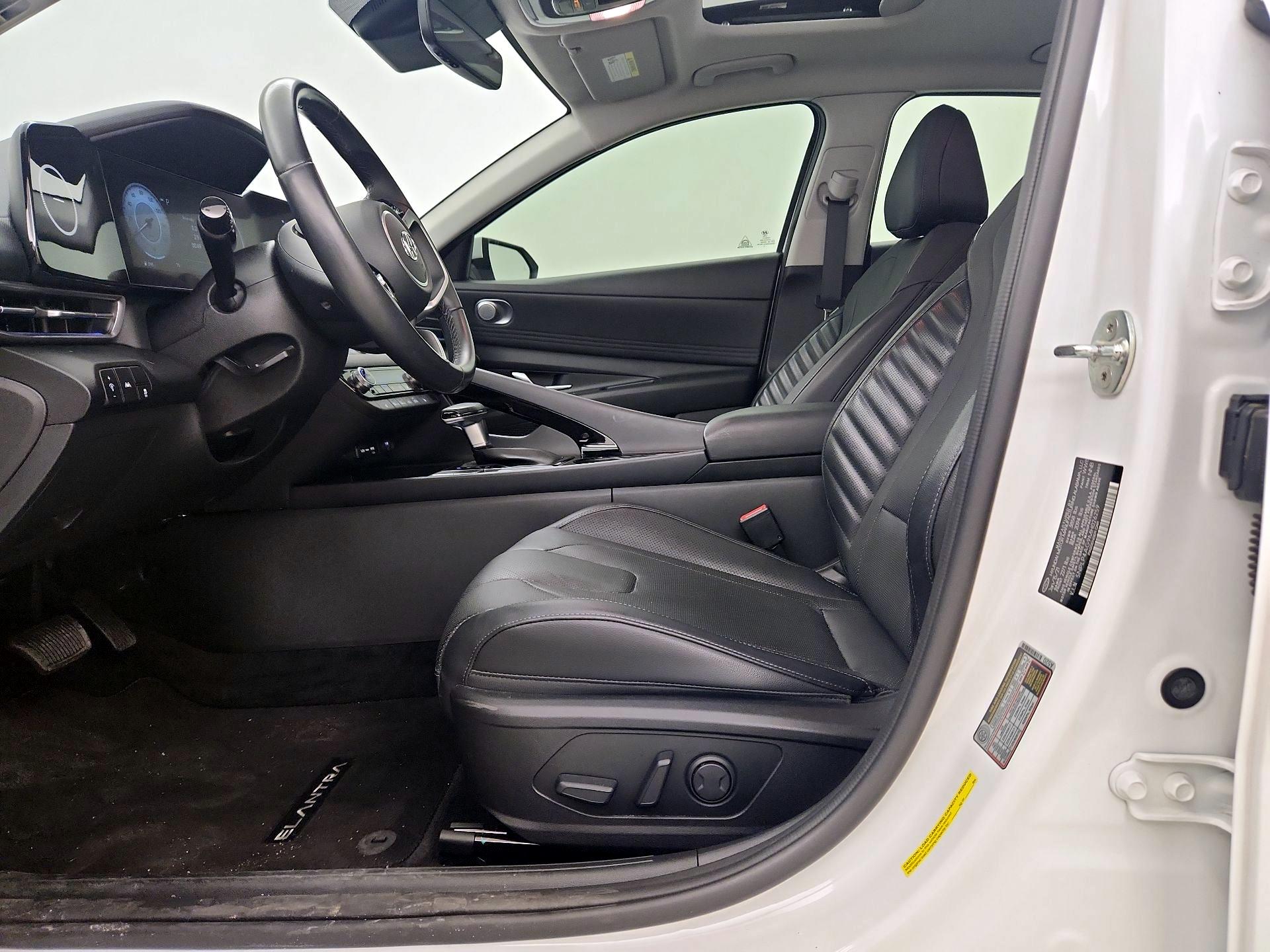 Thumbnail: 2021 Hyundai Elantra - 11