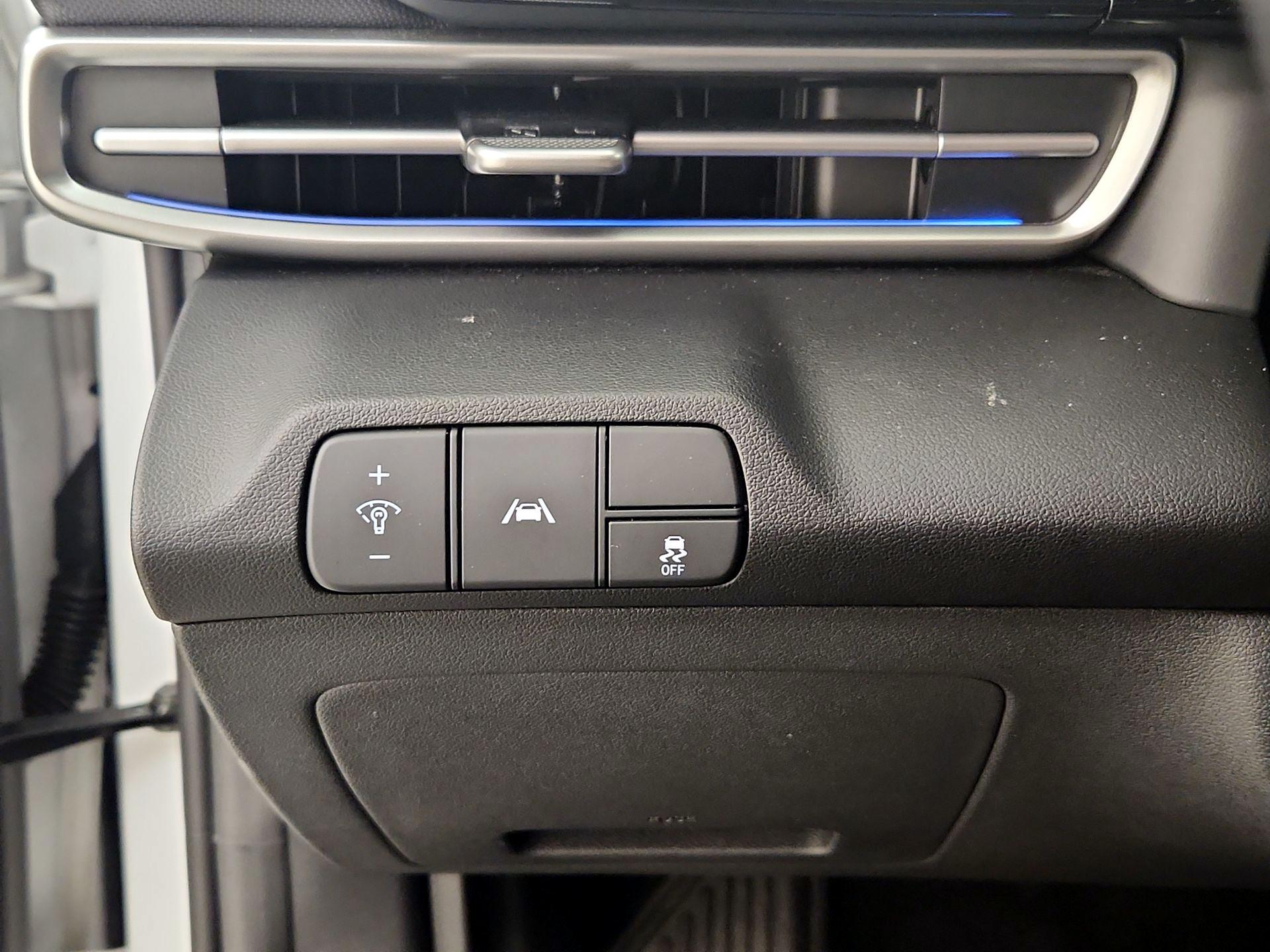 Thumbnail: 2021 Hyundai Elantra - 13