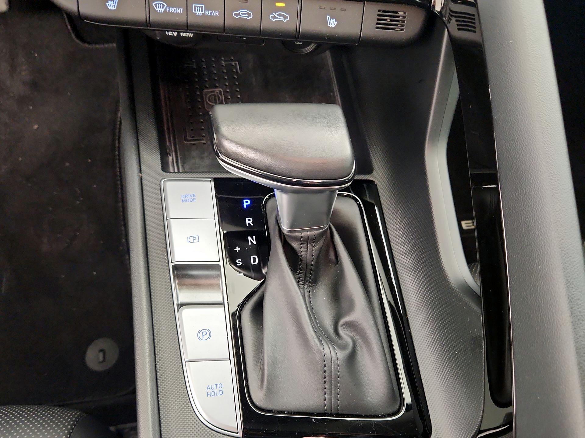 Thumbnail: 2021 Hyundai Elantra - 18