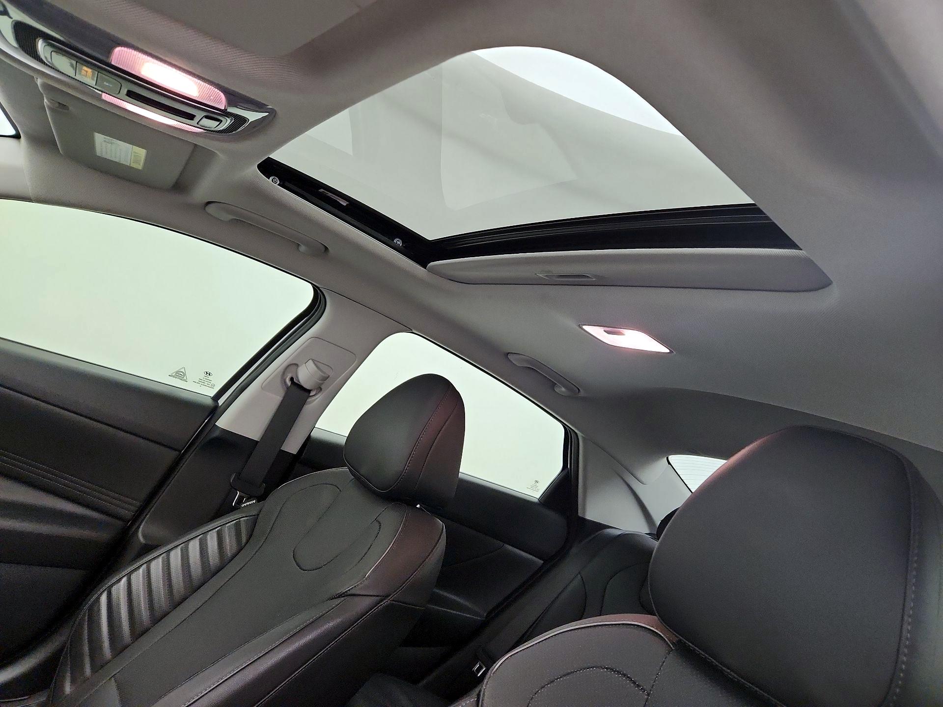 Thumbnail: 2021 Hyundai Elantra - 20