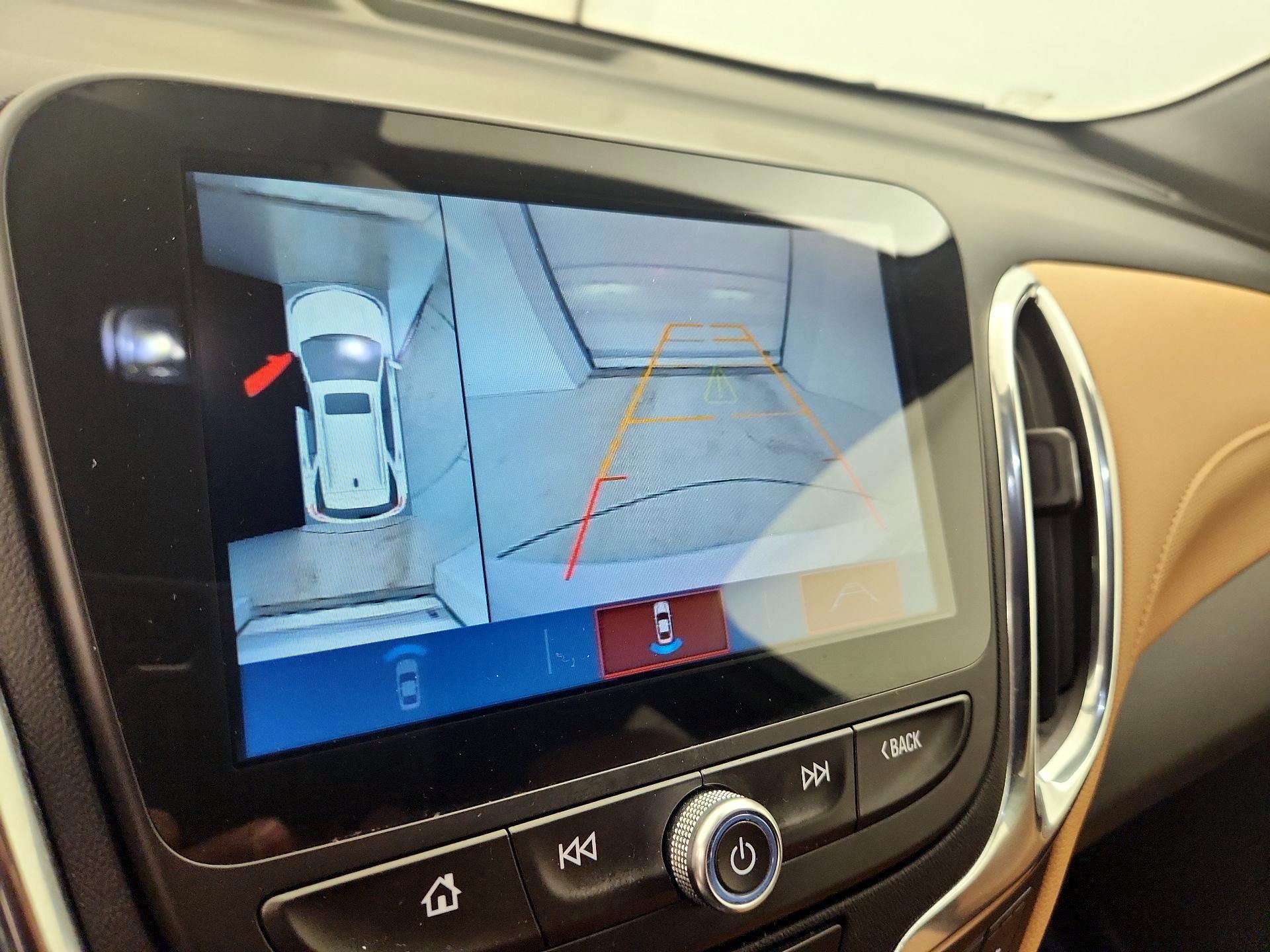 Thumbnail: 2018 Chevrolet Equinox - 14