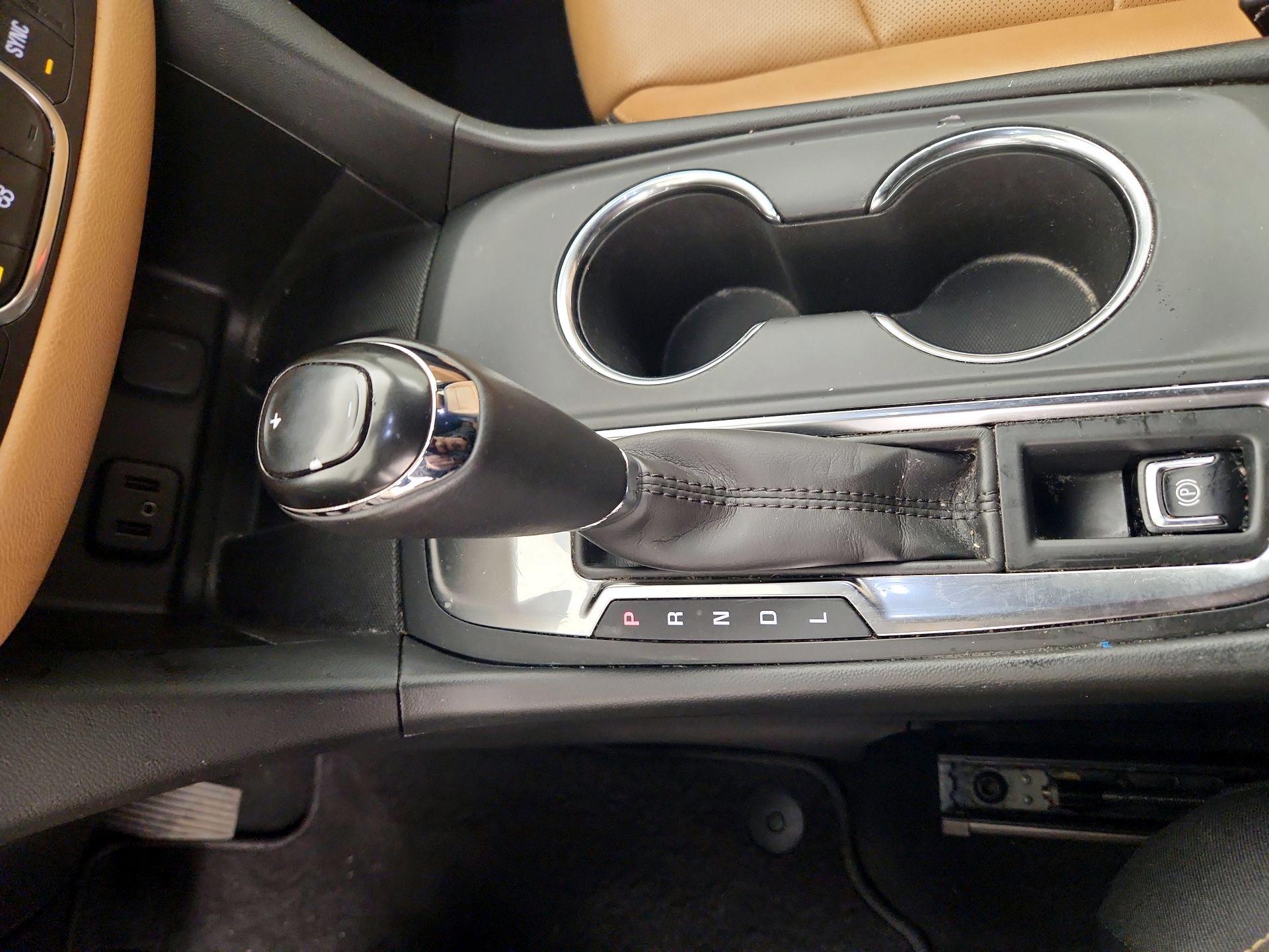 Thumbnail: 2018 Chevrolet Equinox - 17