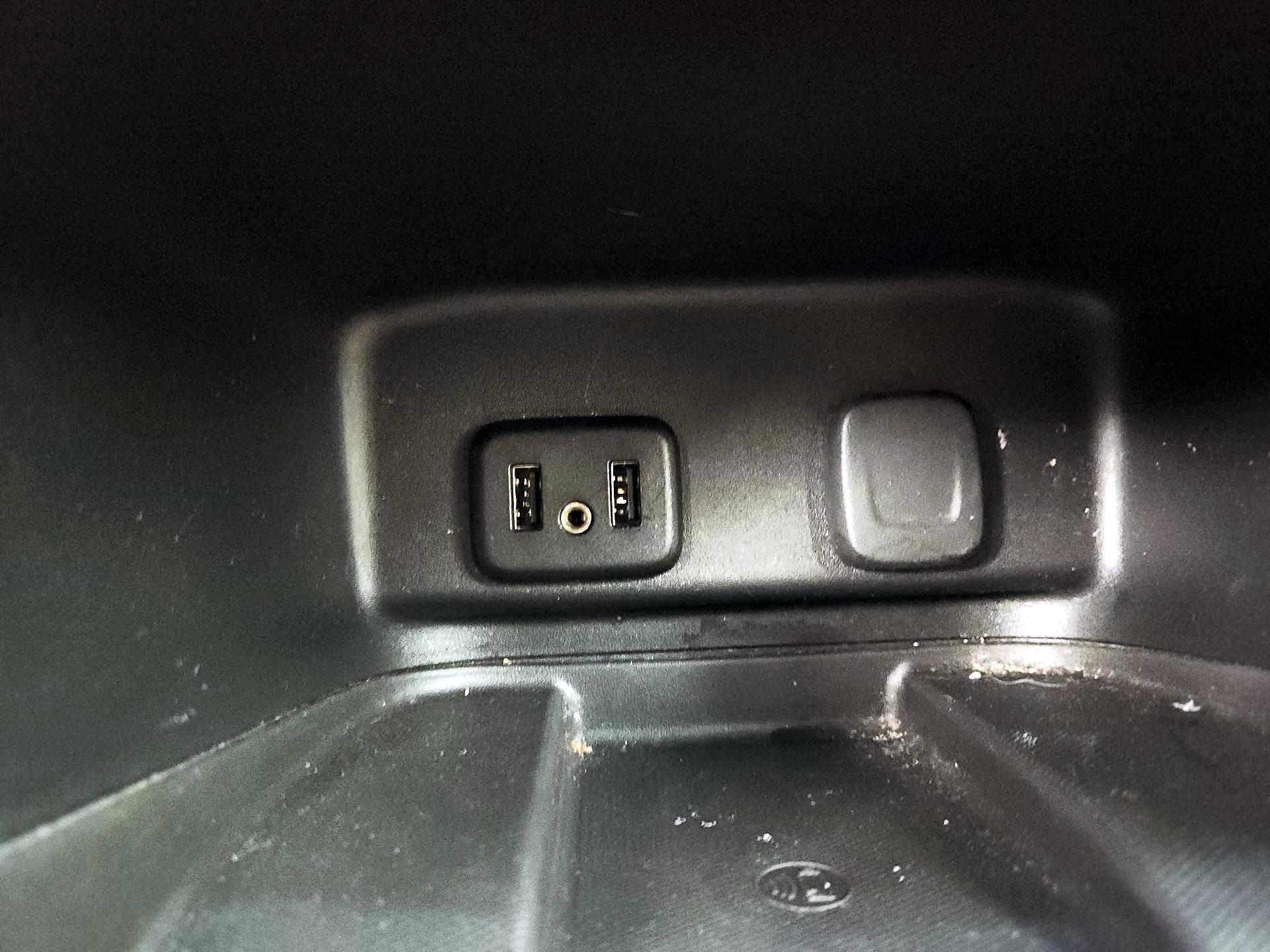 Thumbnail: 2018 Chevrolet Equinox - 18