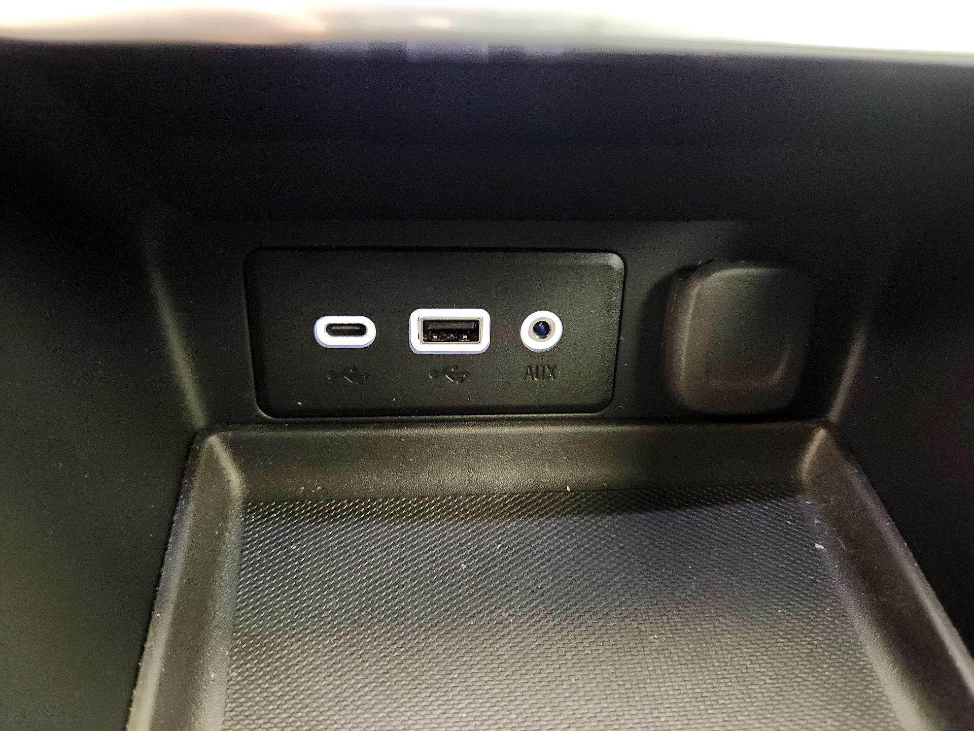 Thumbnail: 2021 GMC Terrain - 18