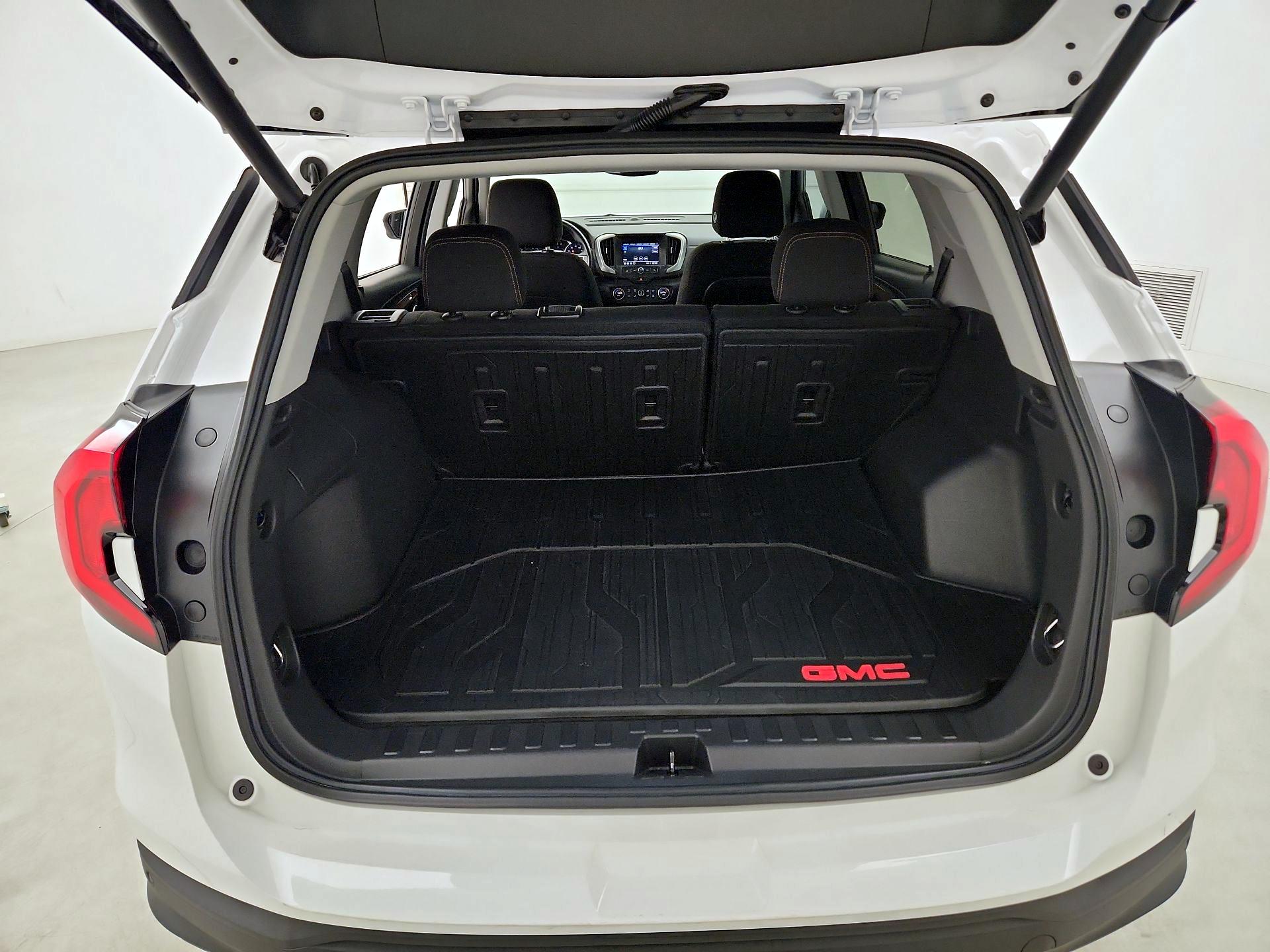 Thumbnail: 2021 GMC Terrain - 20